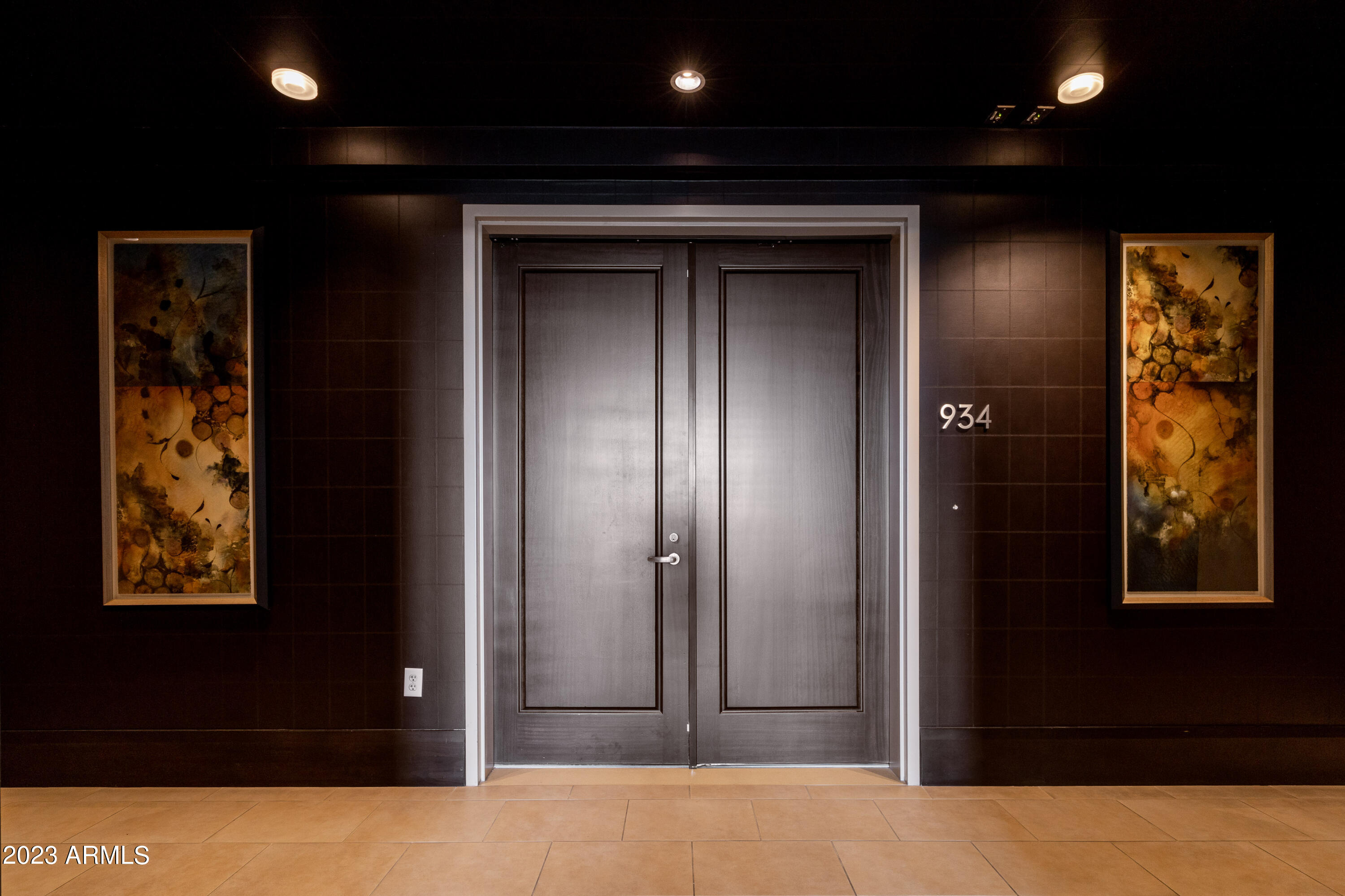 Plaza Lofts at Kierland Commons - Residential