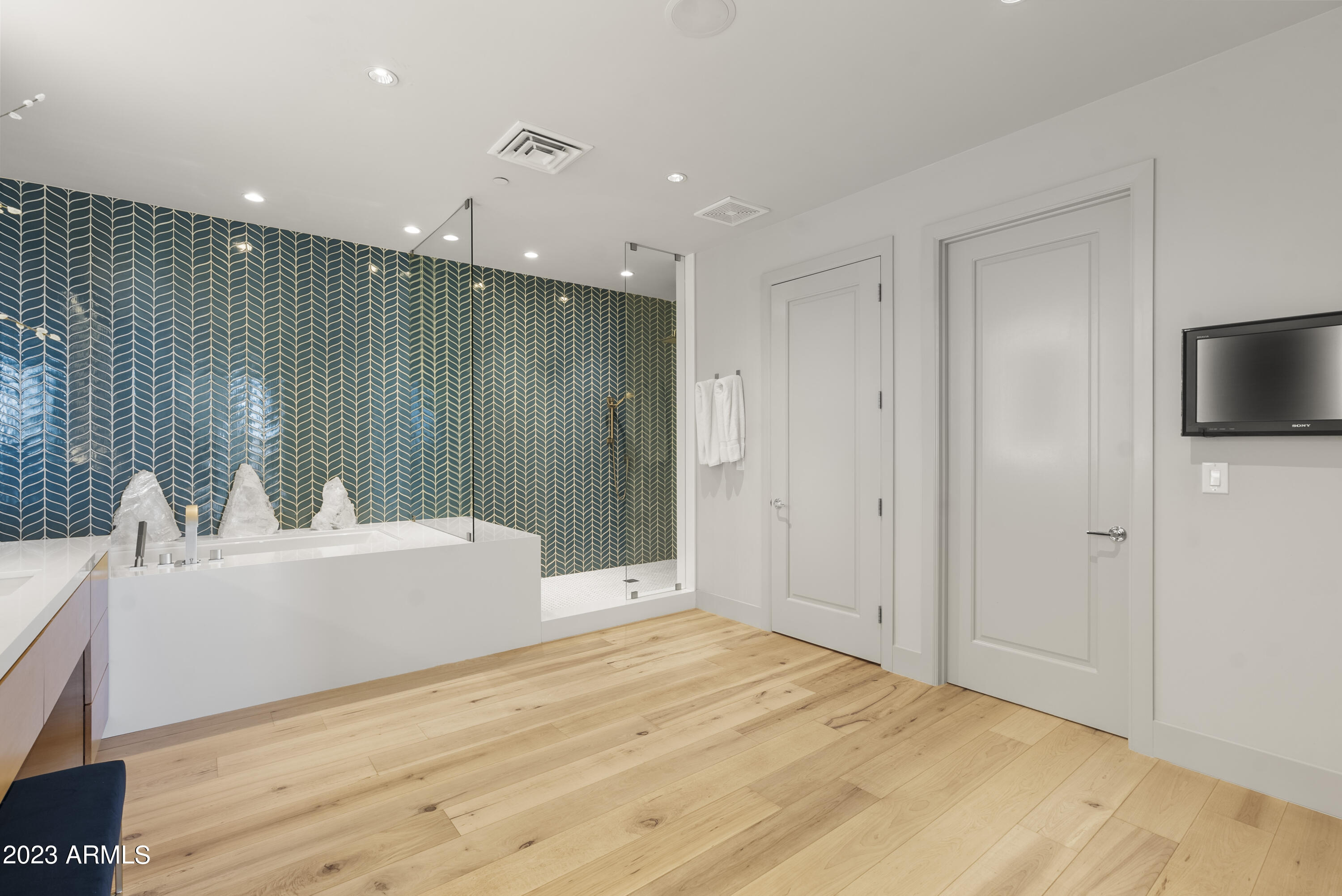 Plaza Lofts at Kierland Commons - Residential