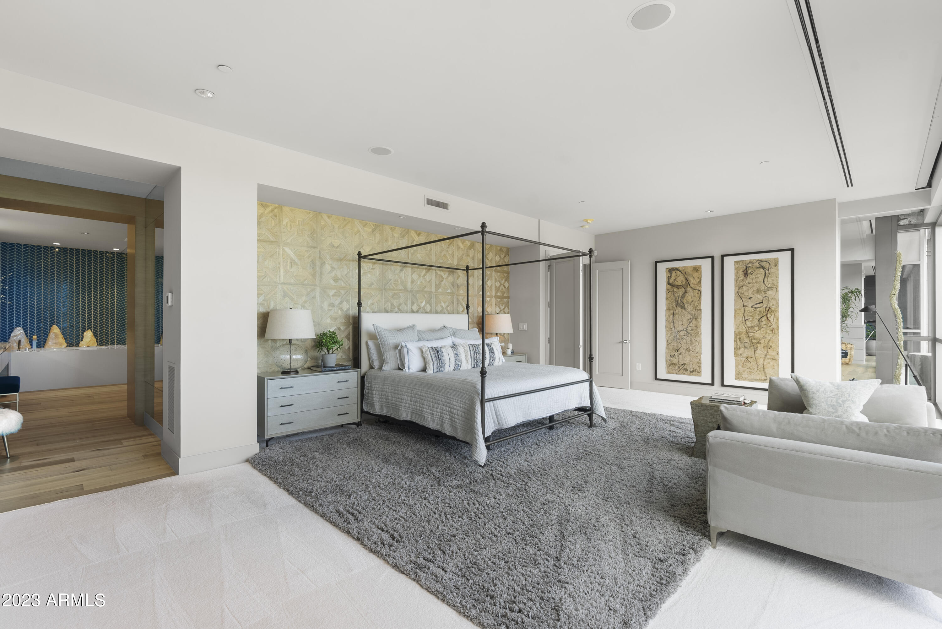 Plaza Lofts at Kierland Commons - Residential
