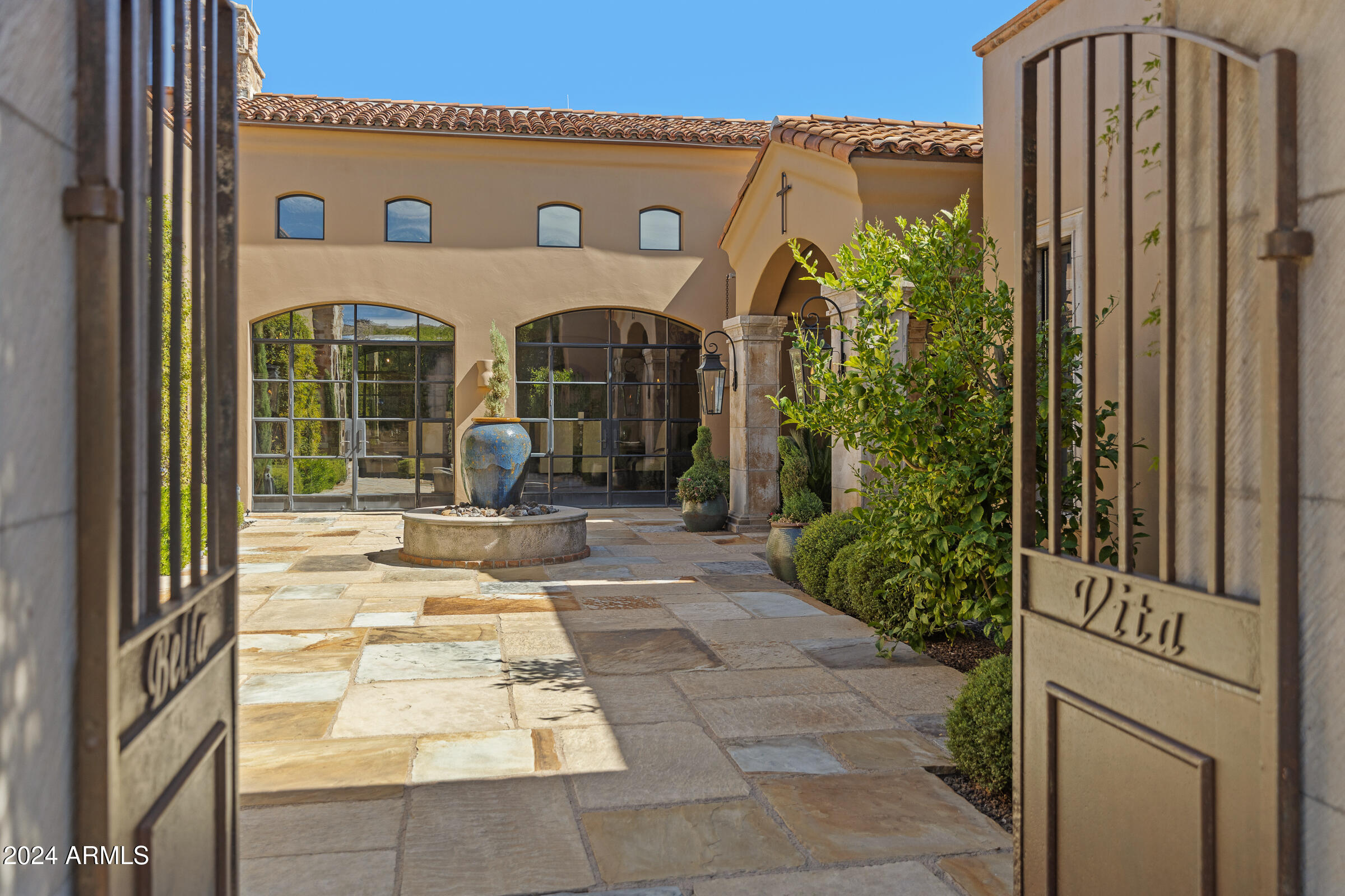 DESERT MOUNTAIN APACHE PEAK PART TWO-A - Residential