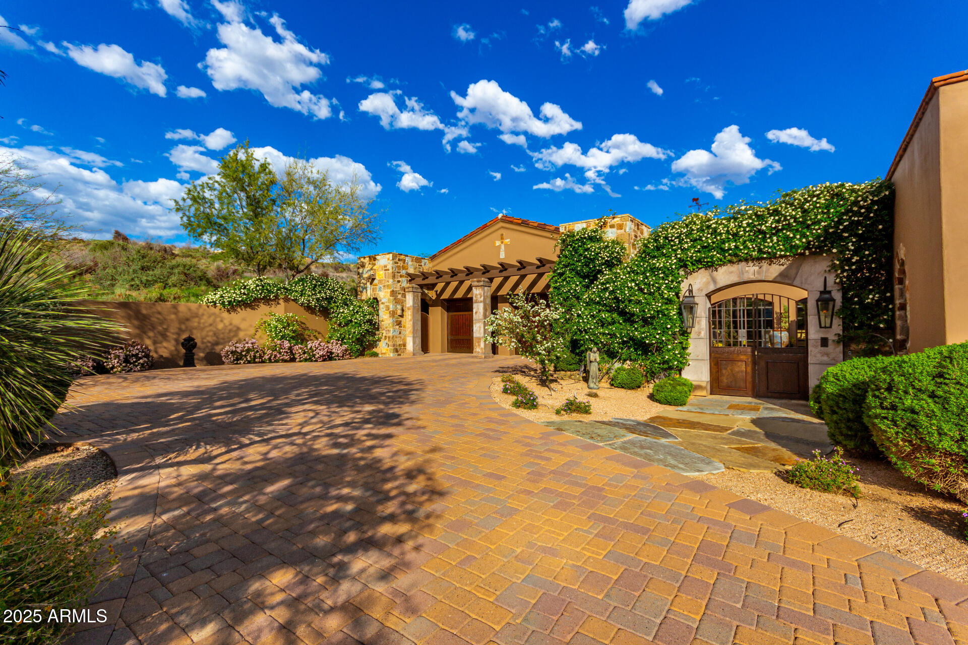 DESERT MOUNTAIN APACHE PEAK PART TWO-A - Residential