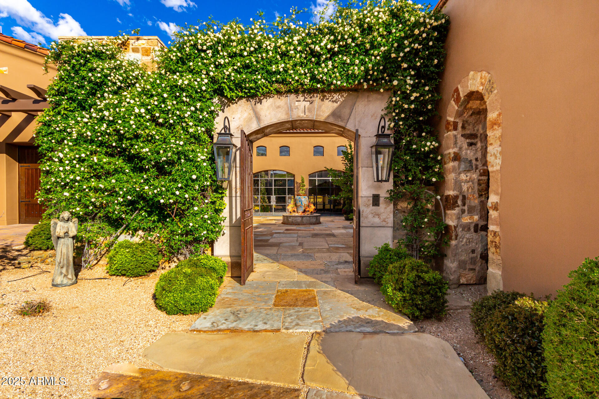 DESERT MOUNTAIN APACHE PEAK PART TWO-A - Residential