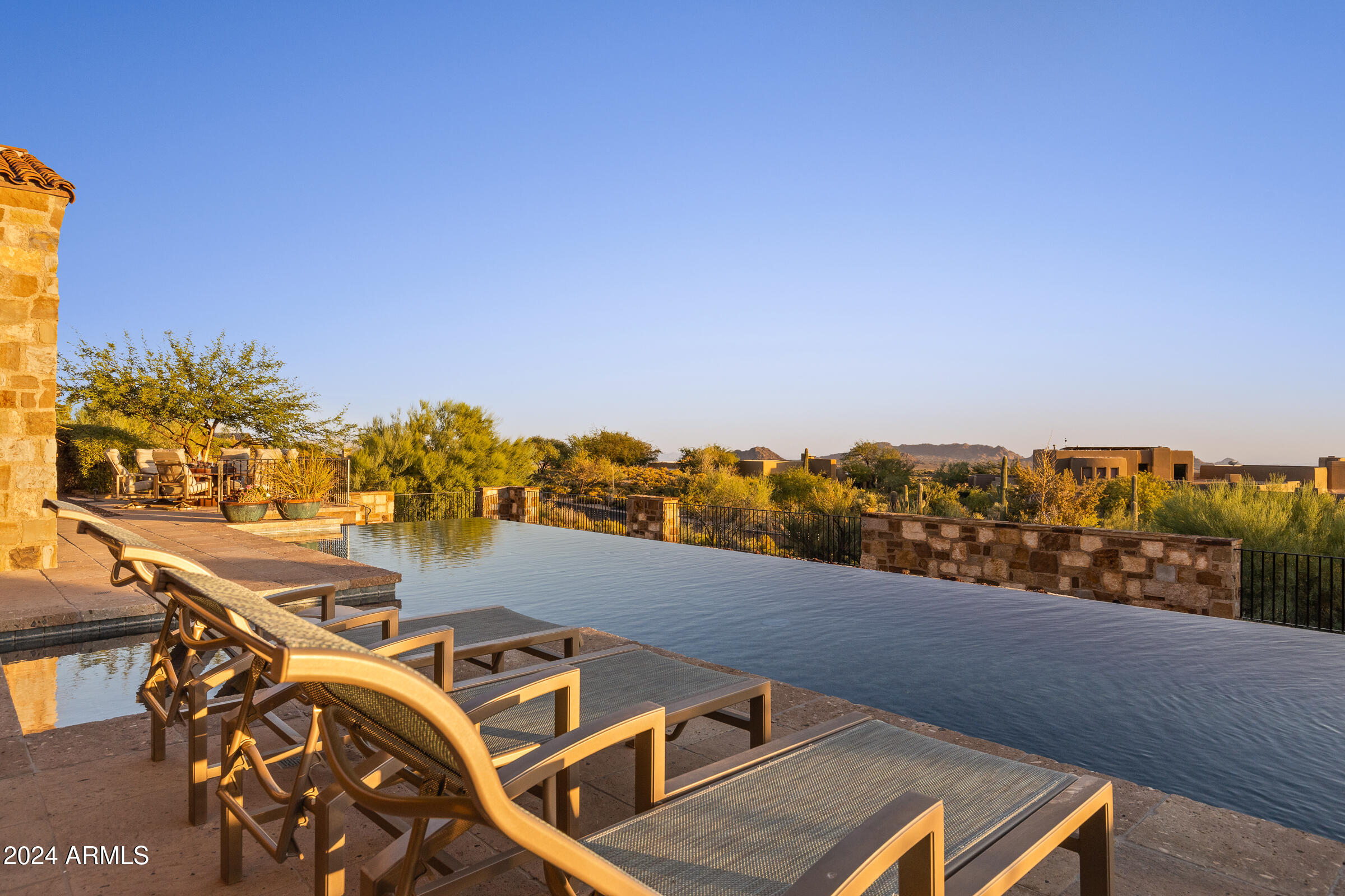 DESERT MOUNTAIN APACHE PEAK PART TWO-A - Residential