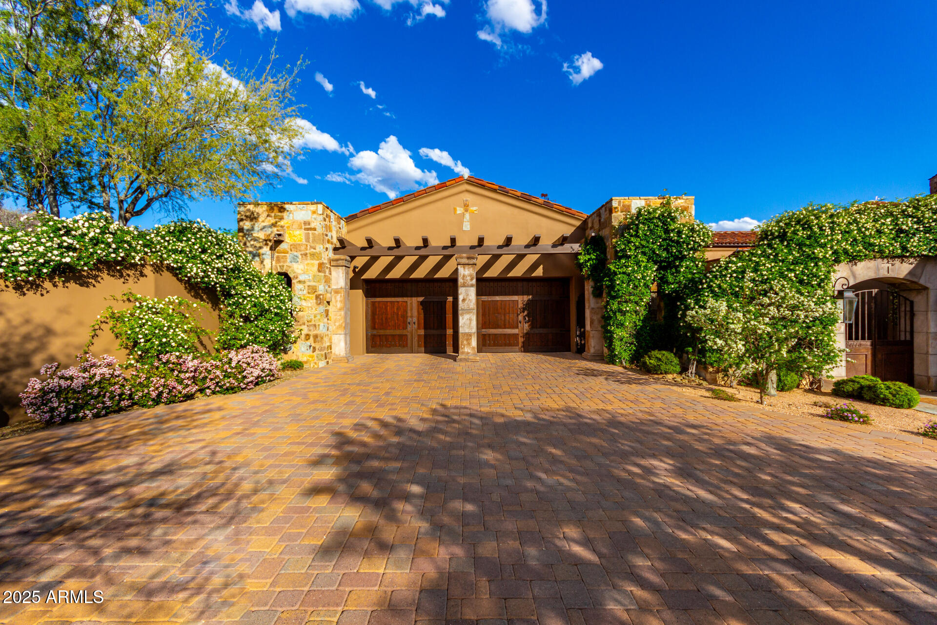 DESERT MOUNTAIN APACHE PEAK PART TWO-A - Residential
