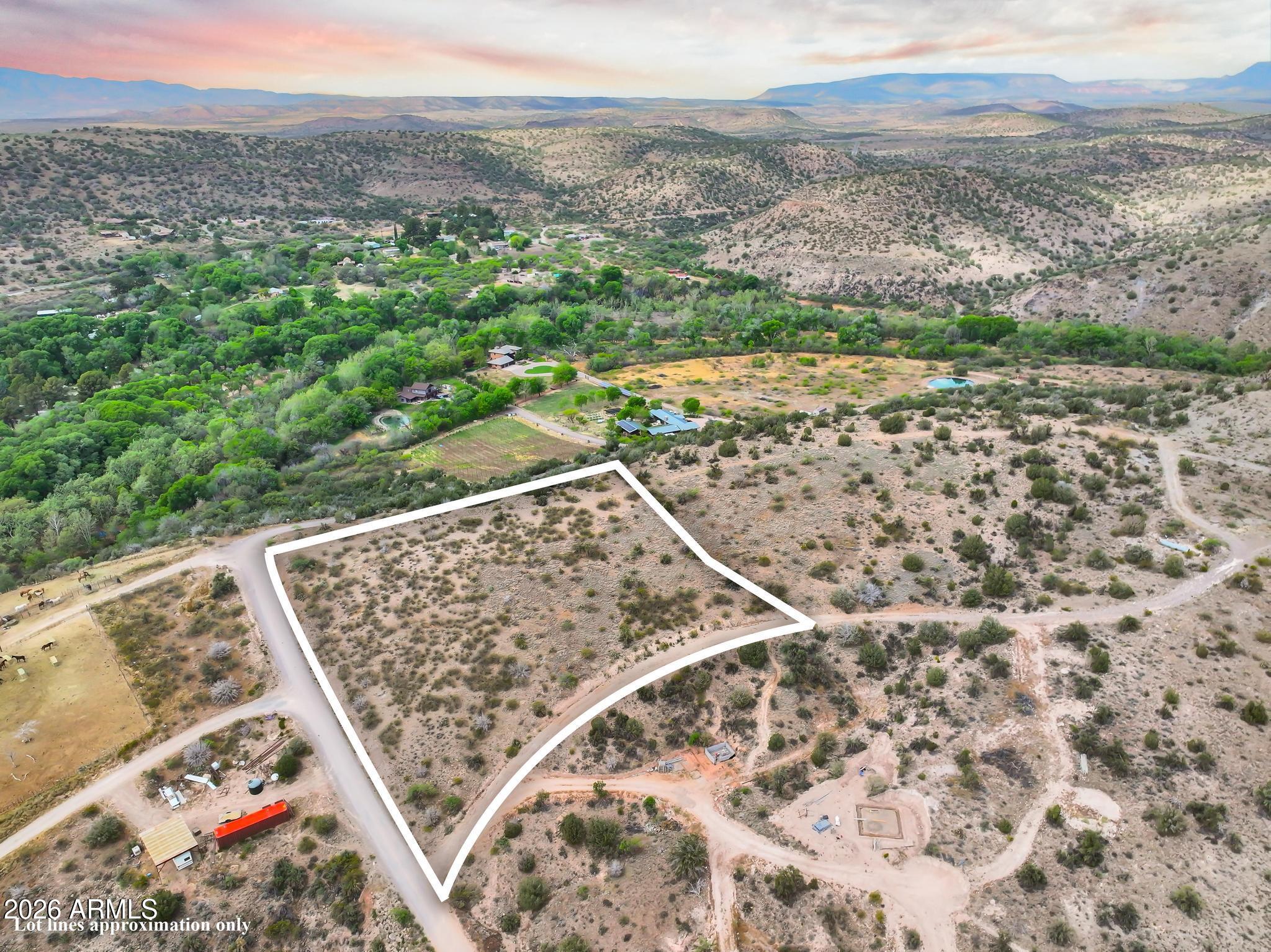 Under 5 Acres - Land