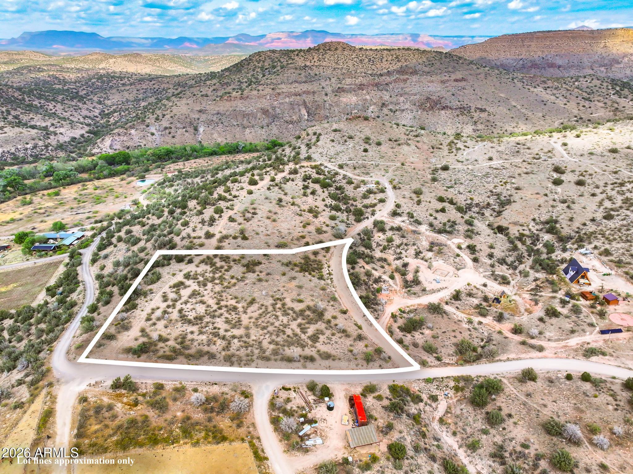 Under 5 Acres - Land