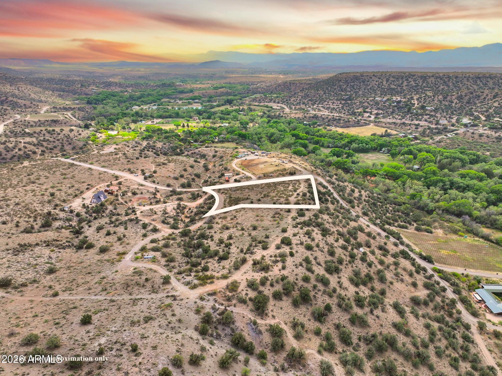 Under 5 Acres - Land