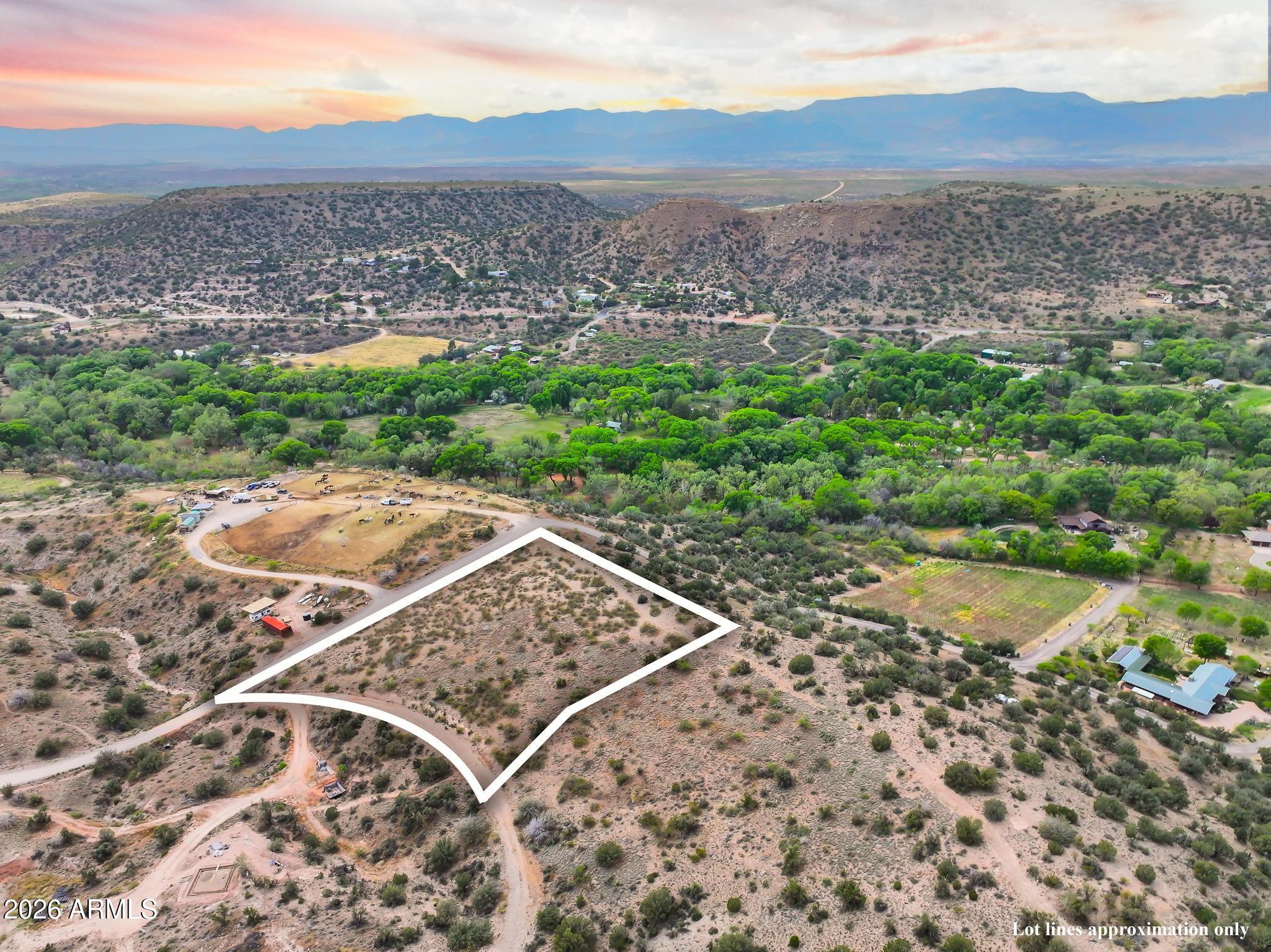 Under 5 Acres - Land