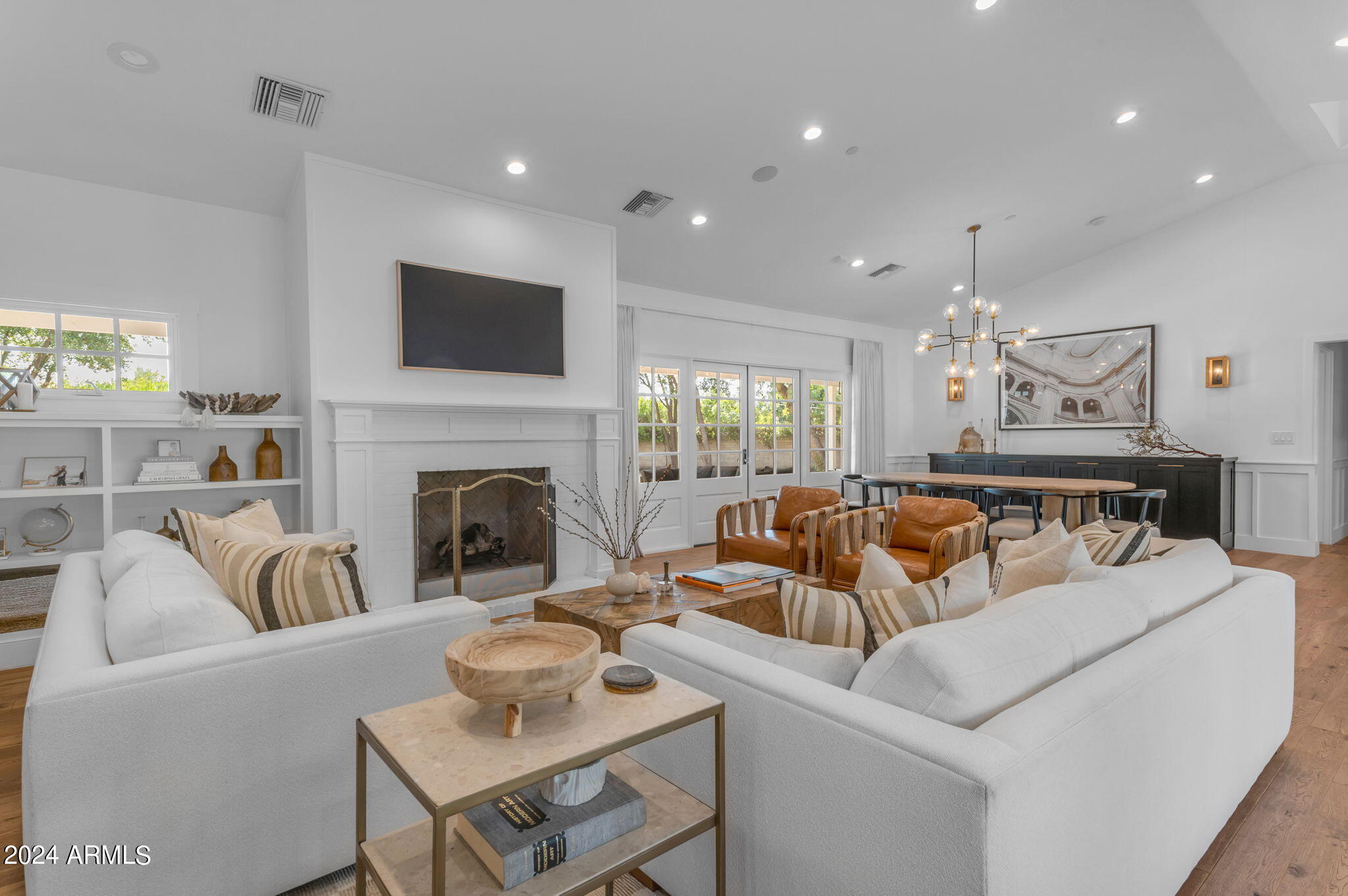 LAFAYETTE VILLA - Residential