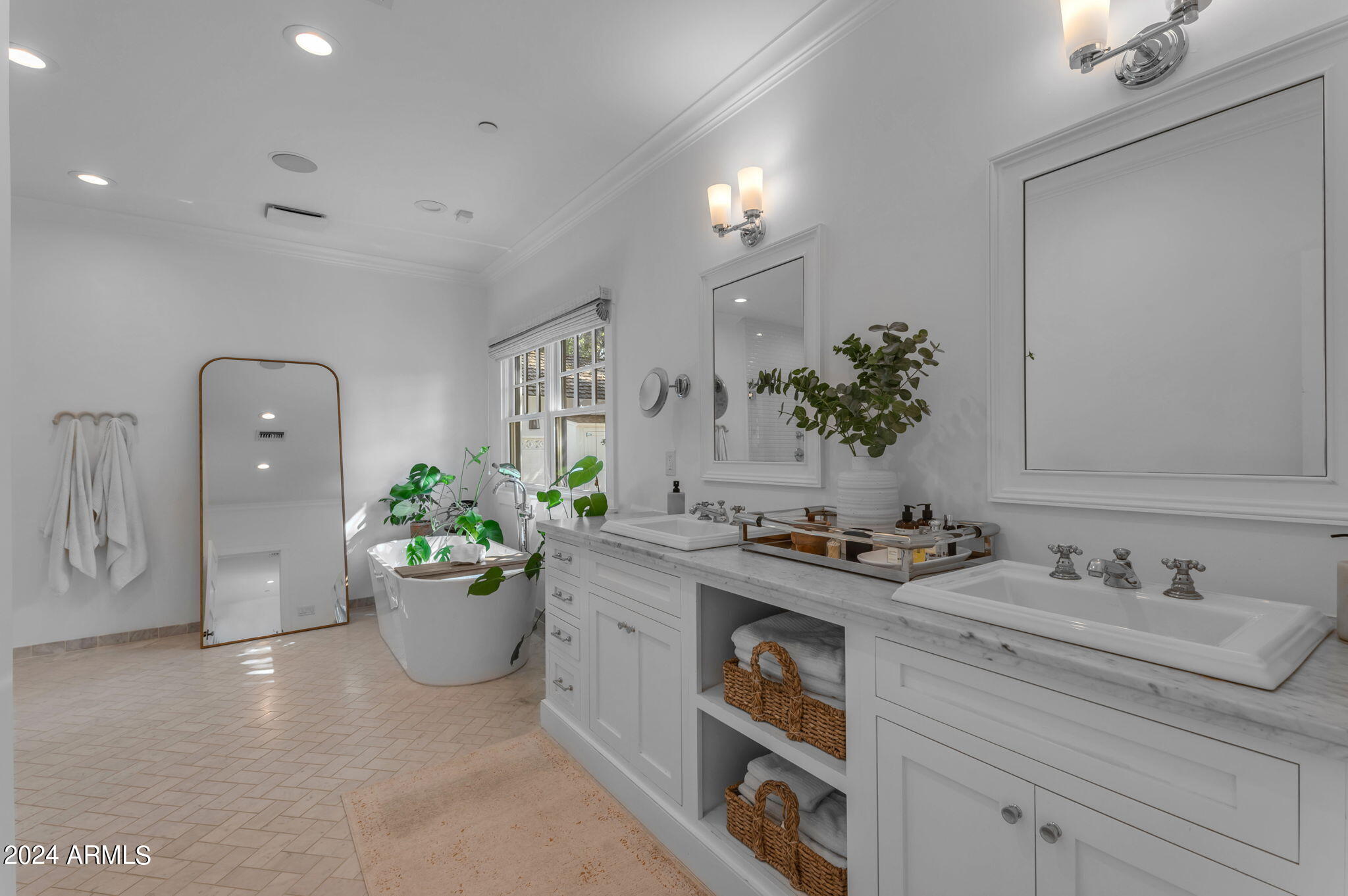 LAFAYETTE VILLA - Residential