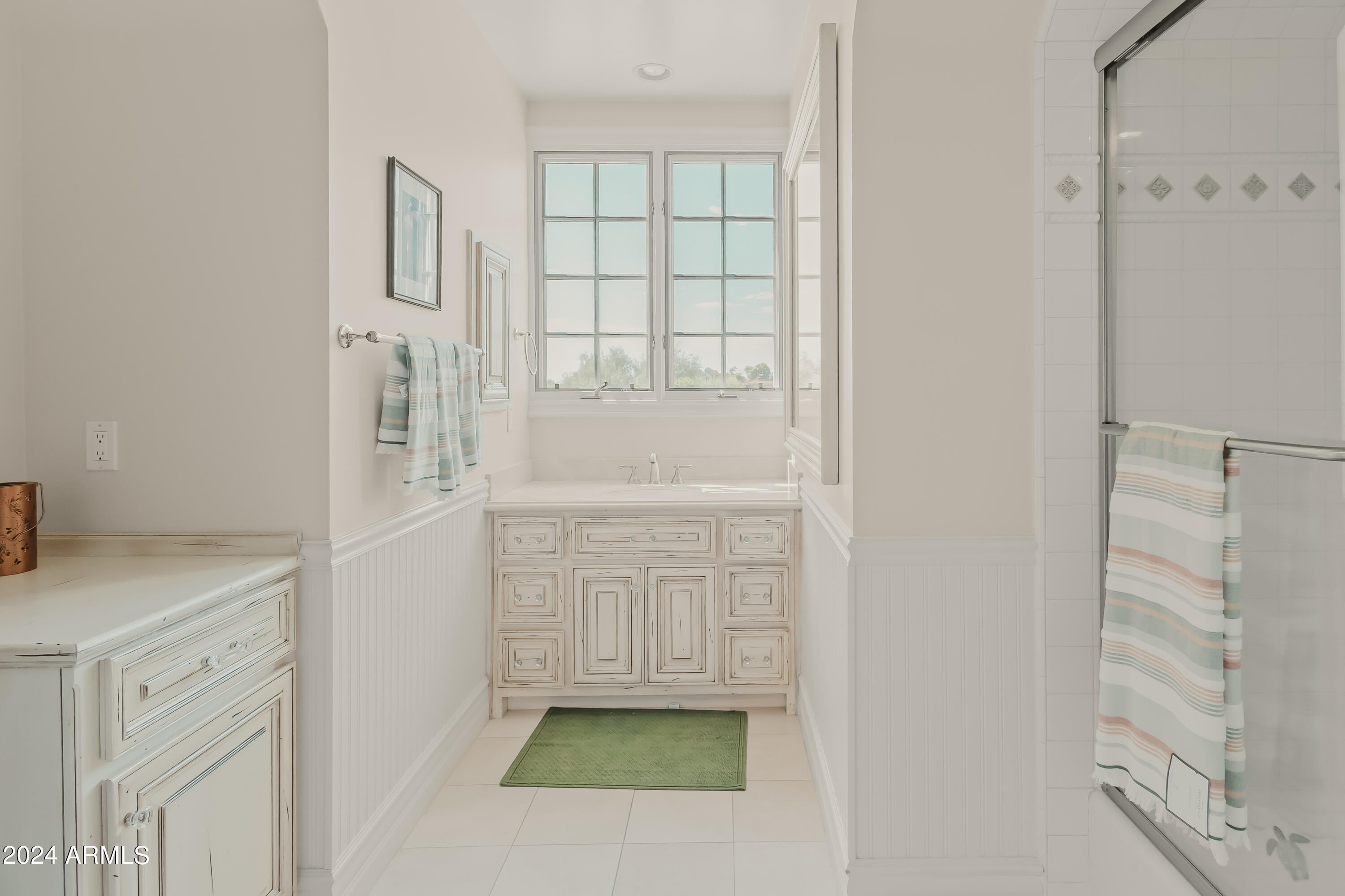 ARCADIA MANORS - Residential