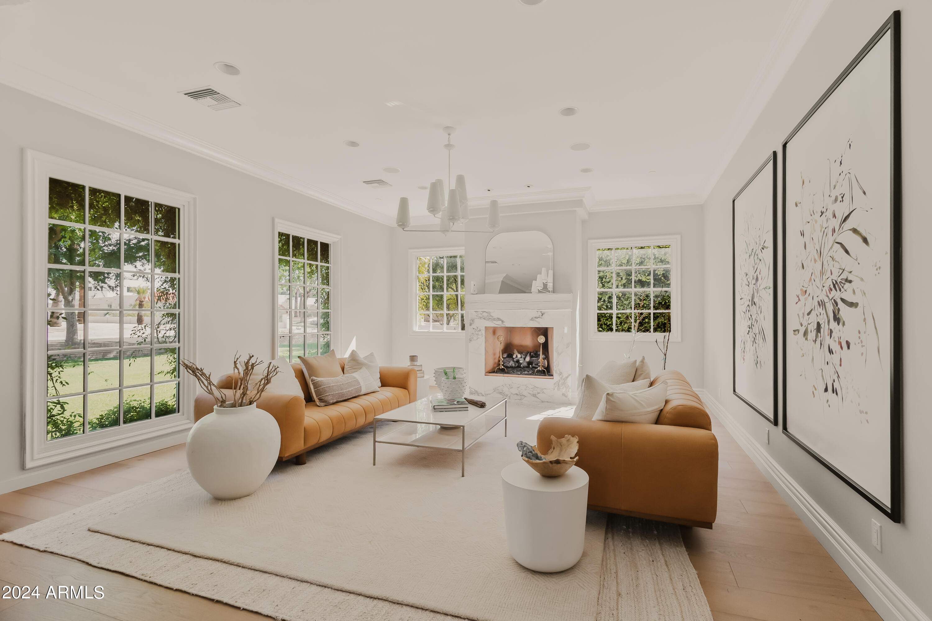 ARCADIA MANORS - Residential