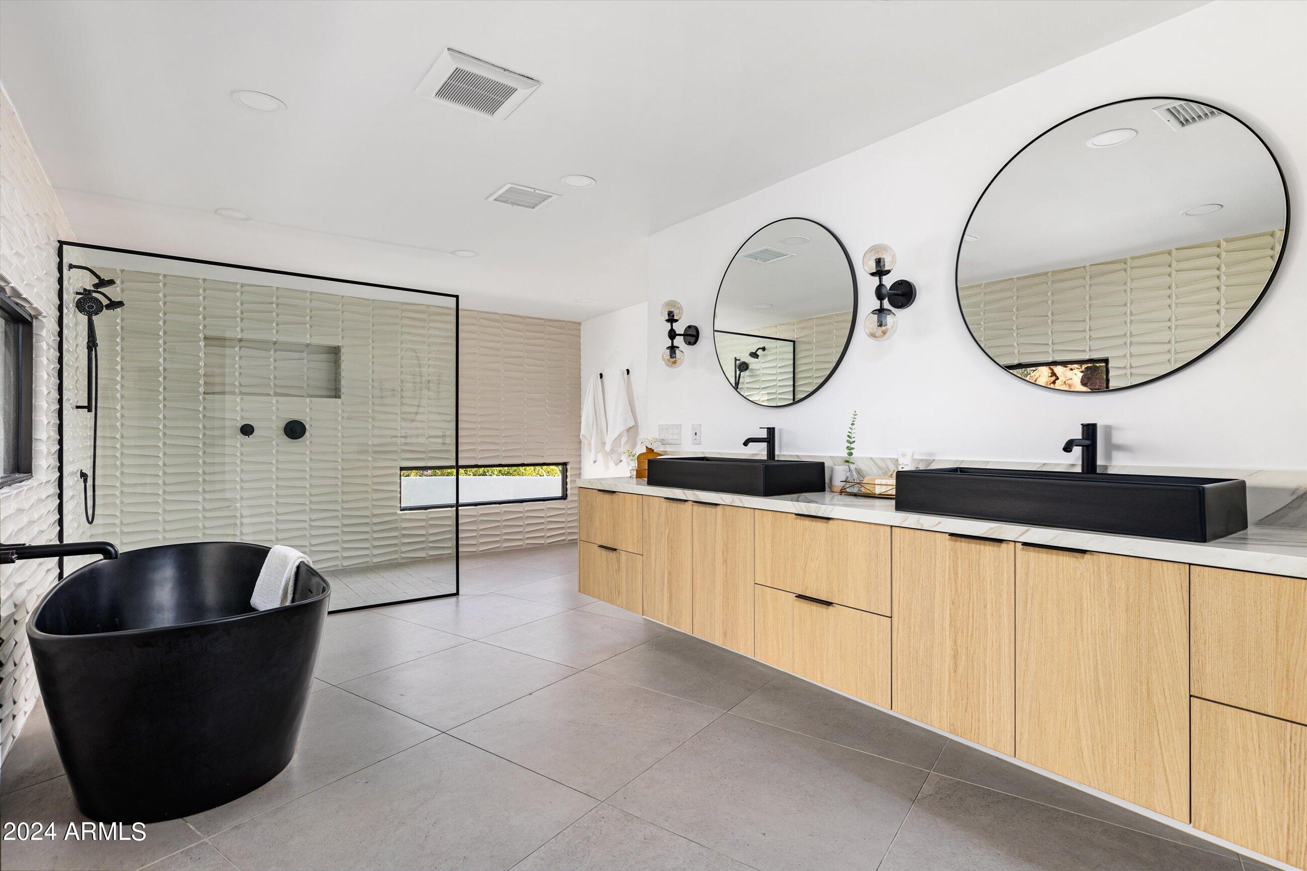 RED ROCK NORTH - Residential