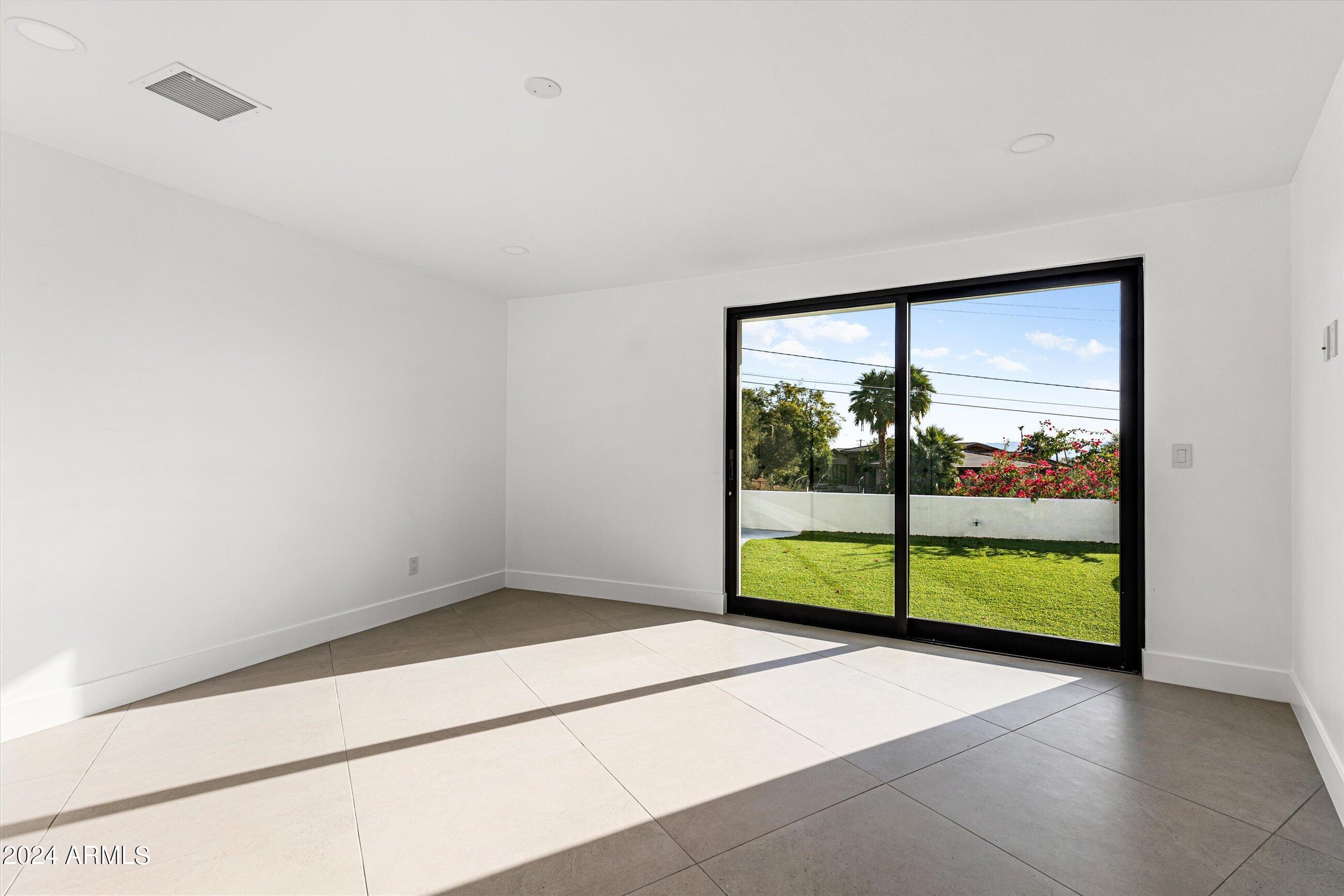 RED ROCK NORTH - Residential