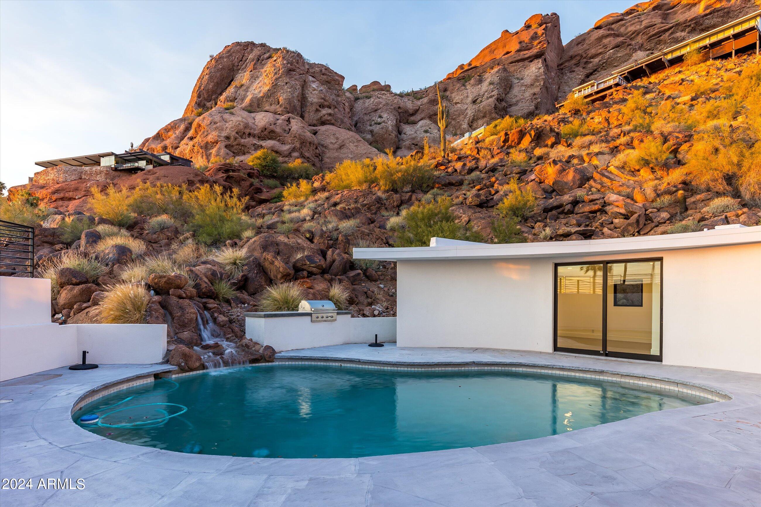 RED ROCK NORTH - Residential