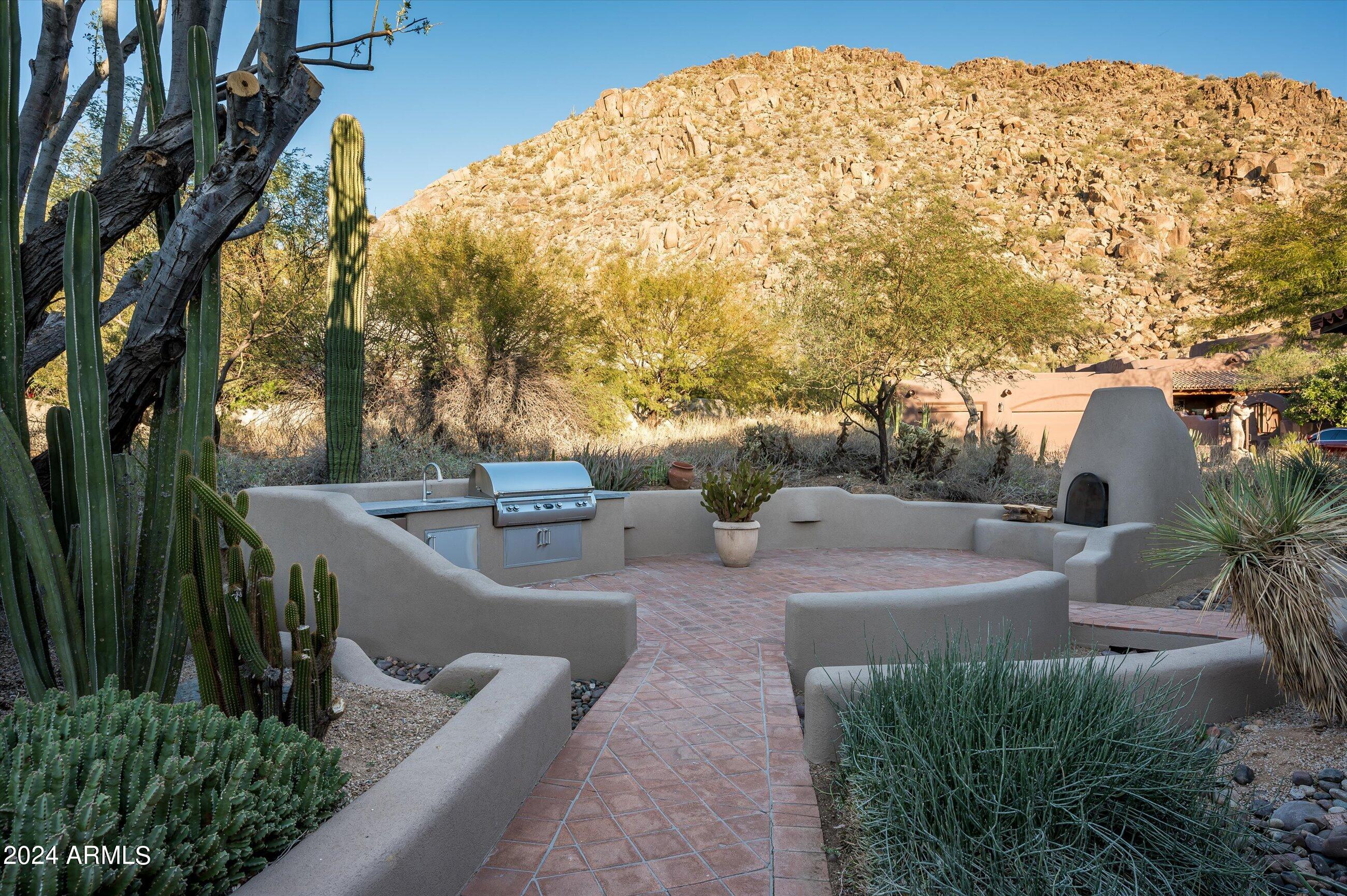 DESERT HIGHLANDS - Residential