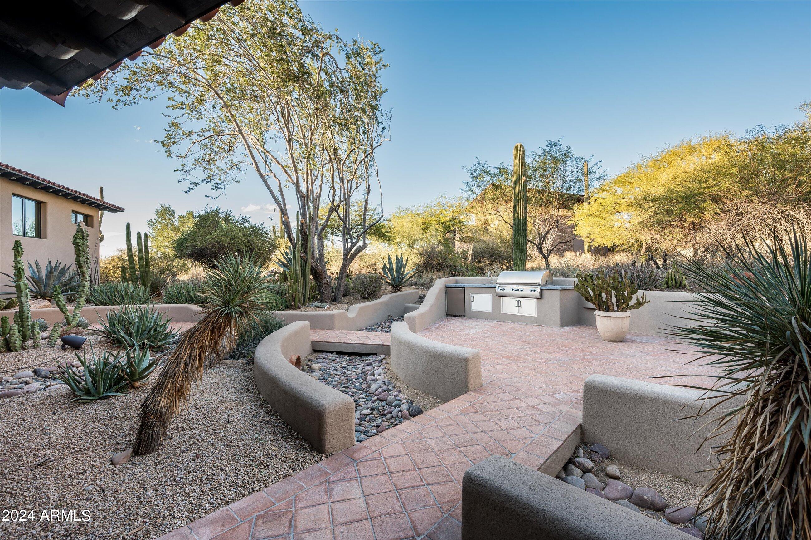 DESERT HIGHLANDS - Residential