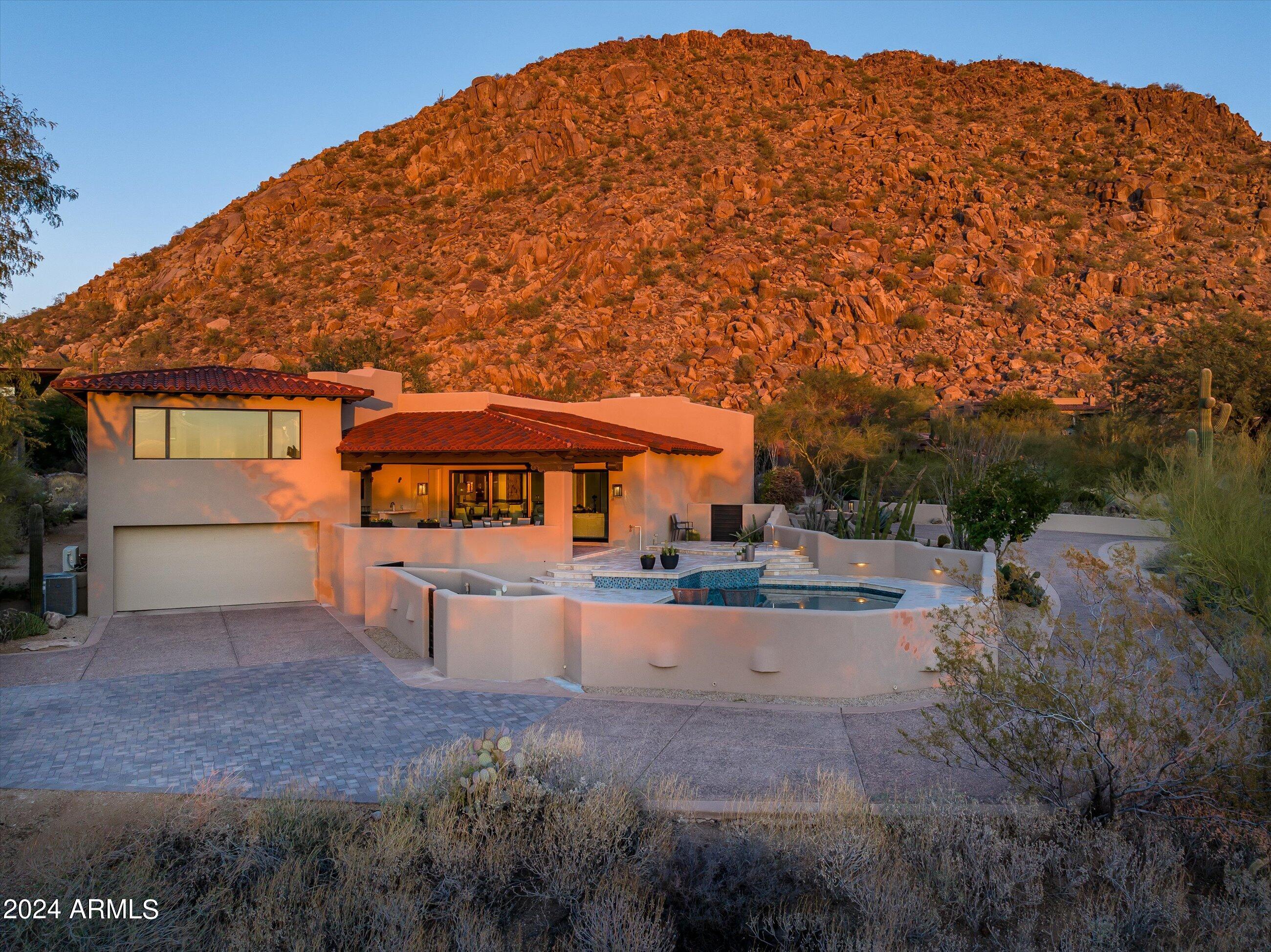 DESERT HIGHLANDS - Residential
