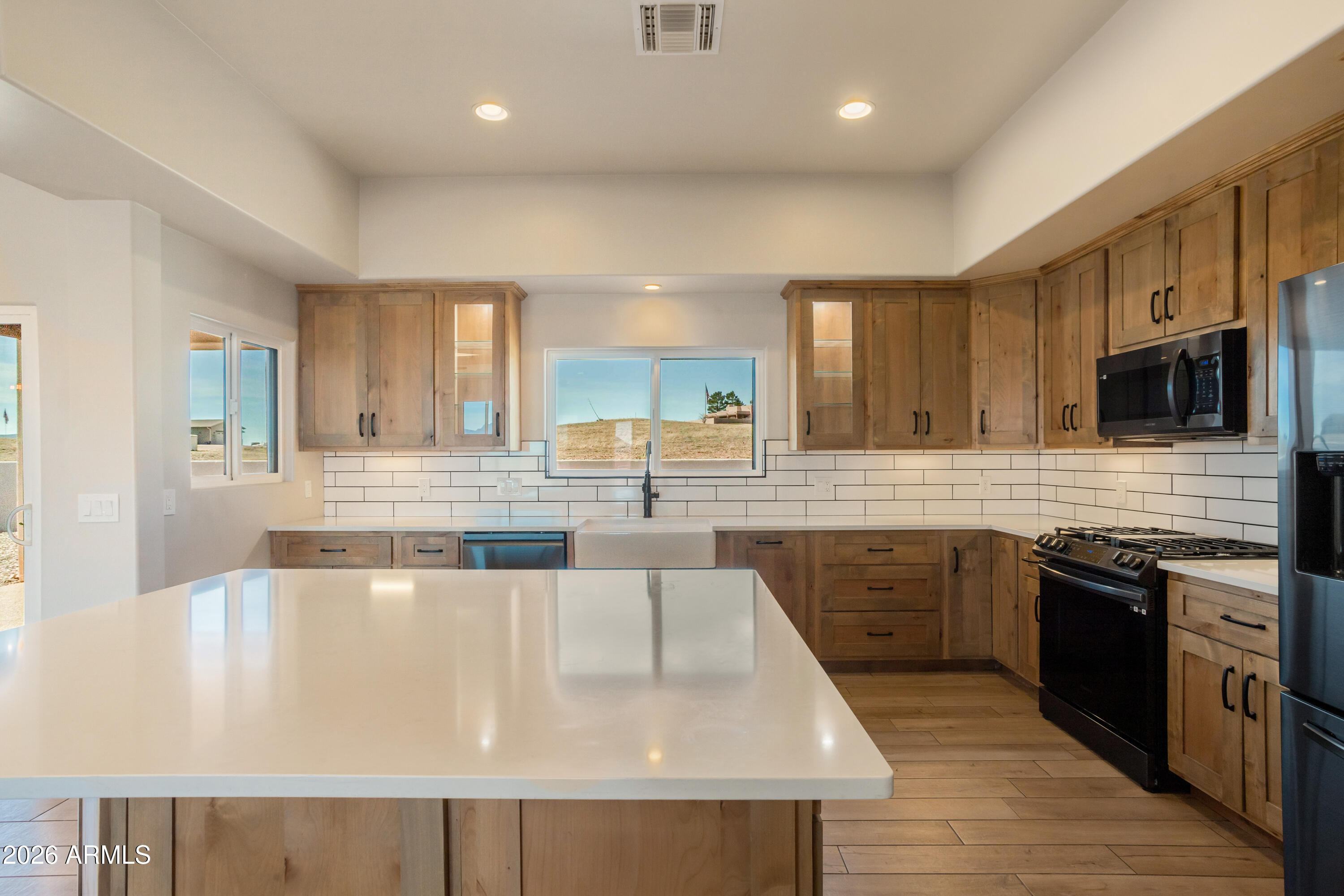 STAR VIEW ESTATES - Residential