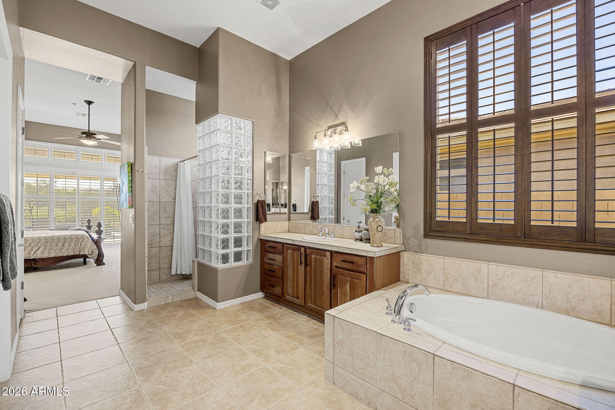 ANTHEM COUNTRY CLUB - Residential