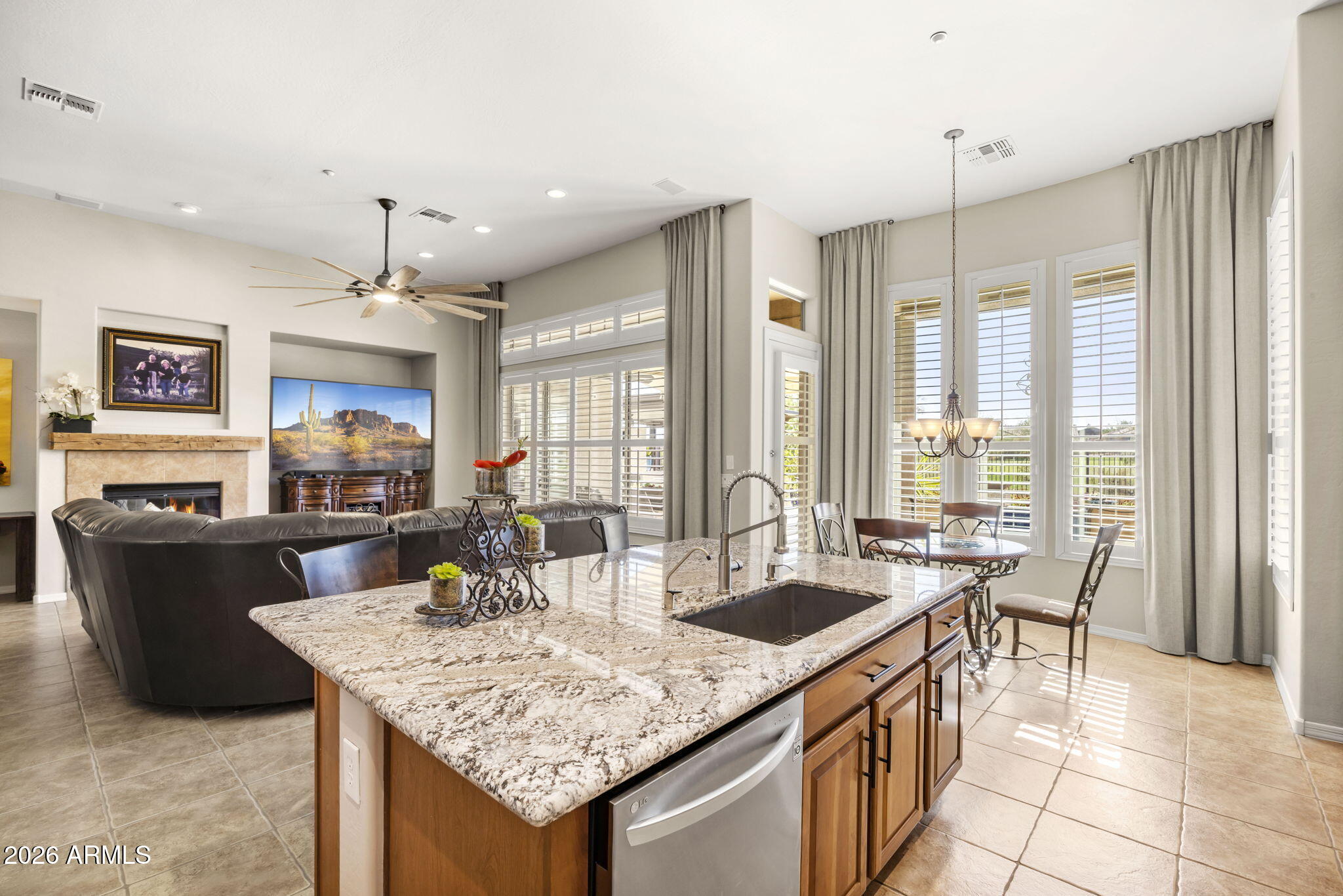 ANTHEM COUNTRY CLUB - Residential