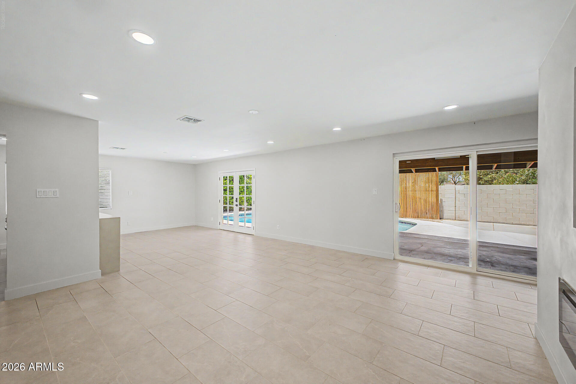 SCOTTSDALE ESTATES 9 LTS 1014-1183 INCL & TR A - Residential