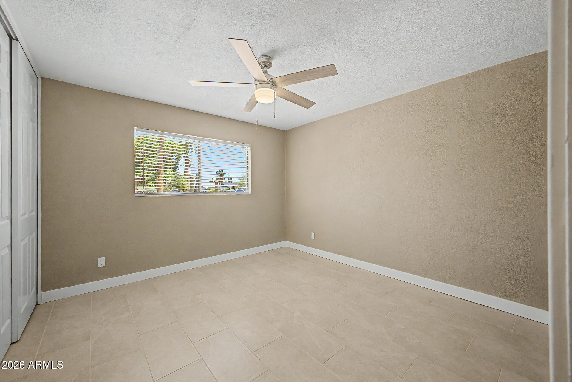 SCOTTSDALE ESTATES 9 LTS 1014-1183 INCL & TR A - Residential