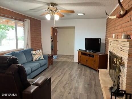 S2n2nene Sec 12 23 25 10.00Ac - Residential