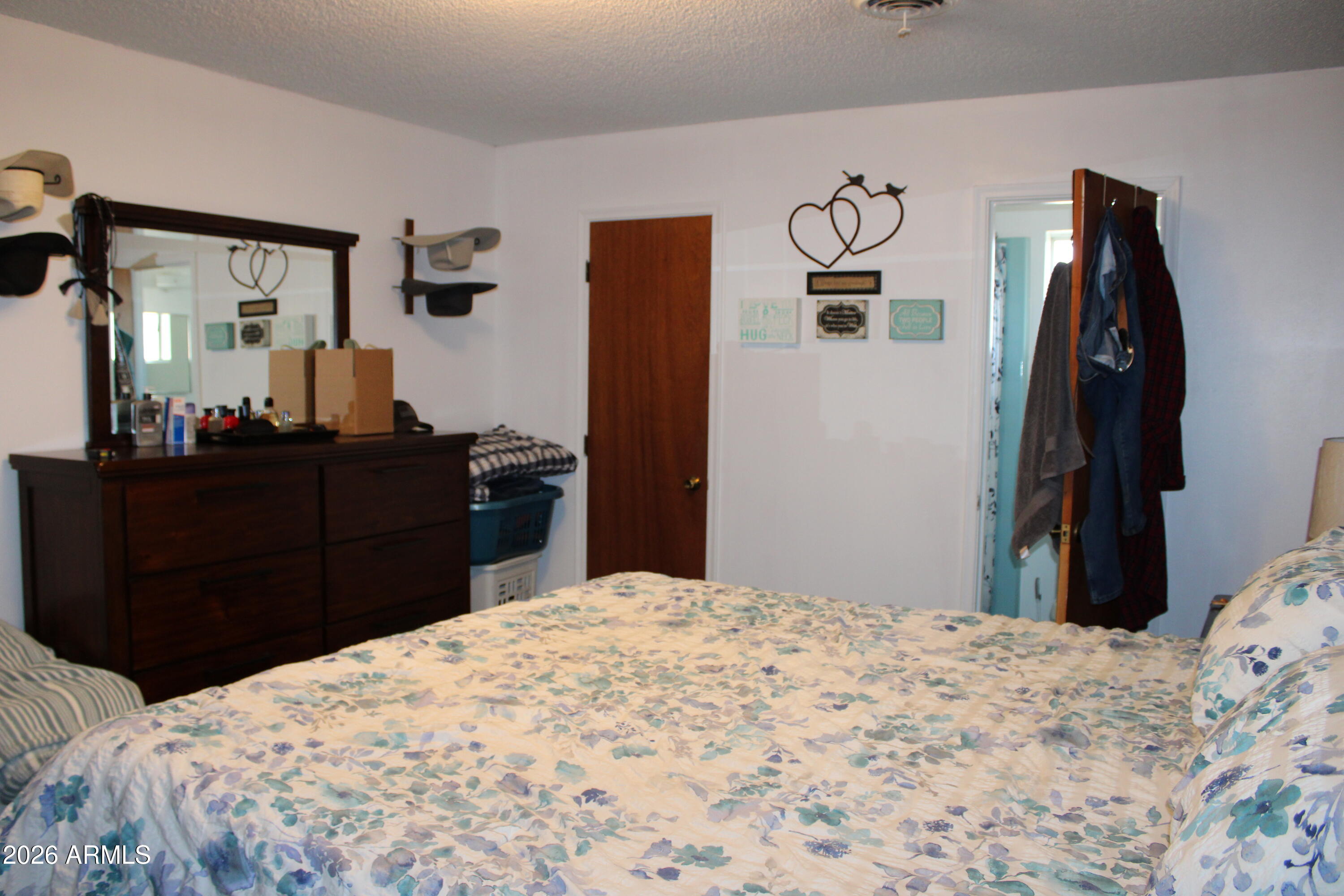 S2n2nene Sec 12 23 25 10.00Ac - Residential