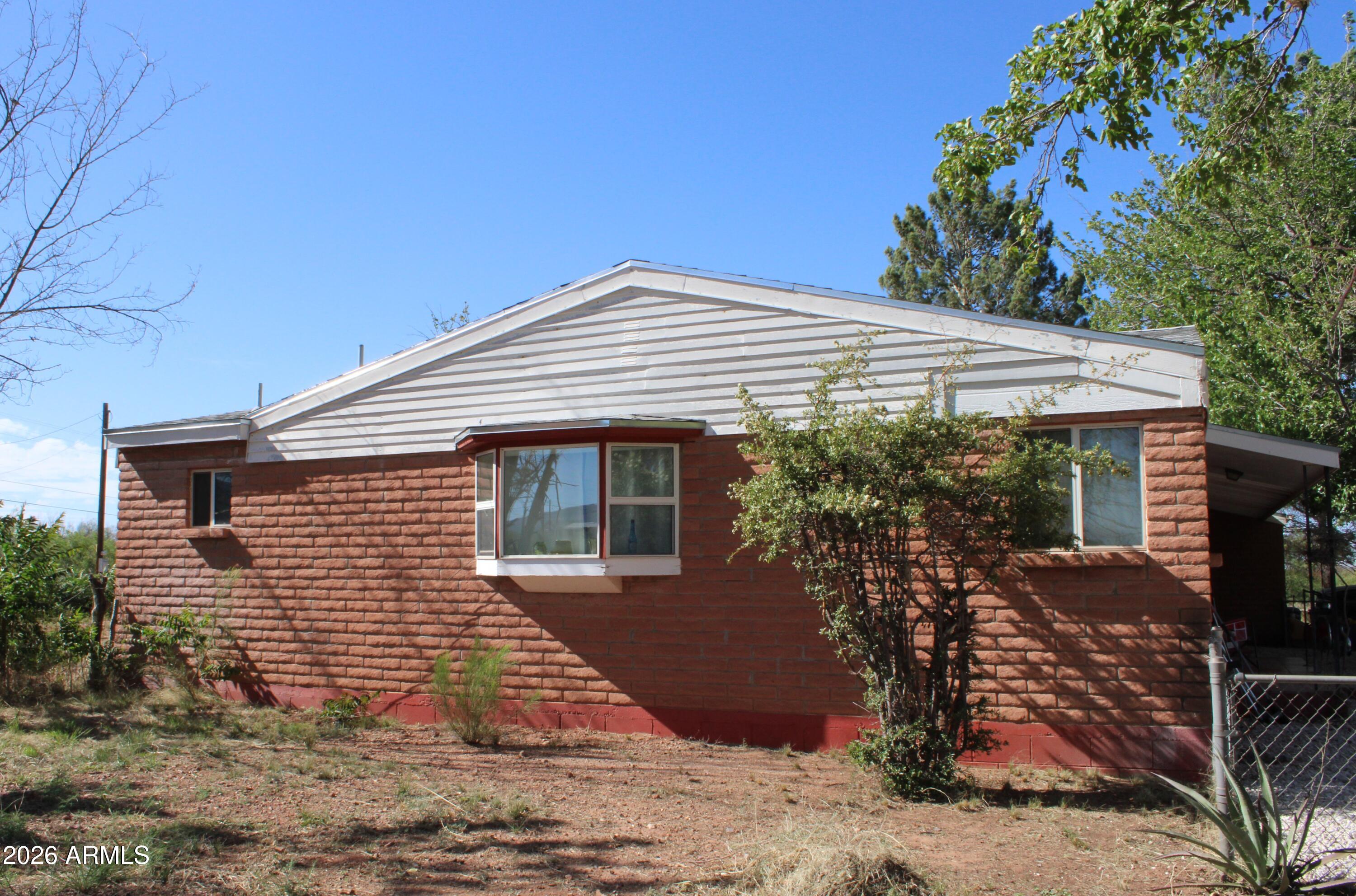 S2n2nene Sec 12 23 25 10.00Ac - Residential