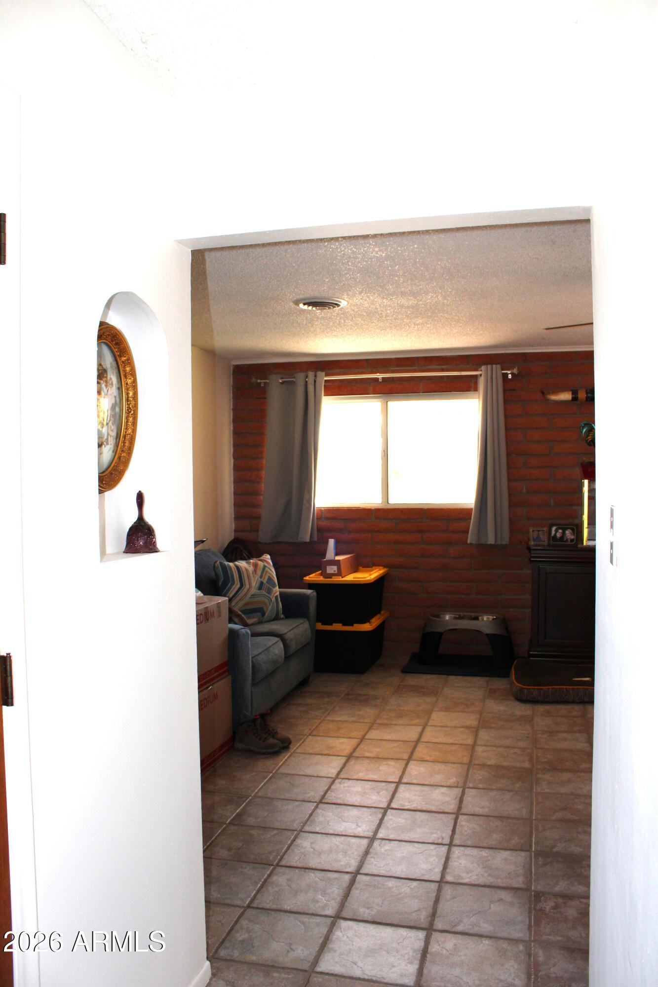 S2n2nene Sec 12 23 25 10.00Ac - Residential
