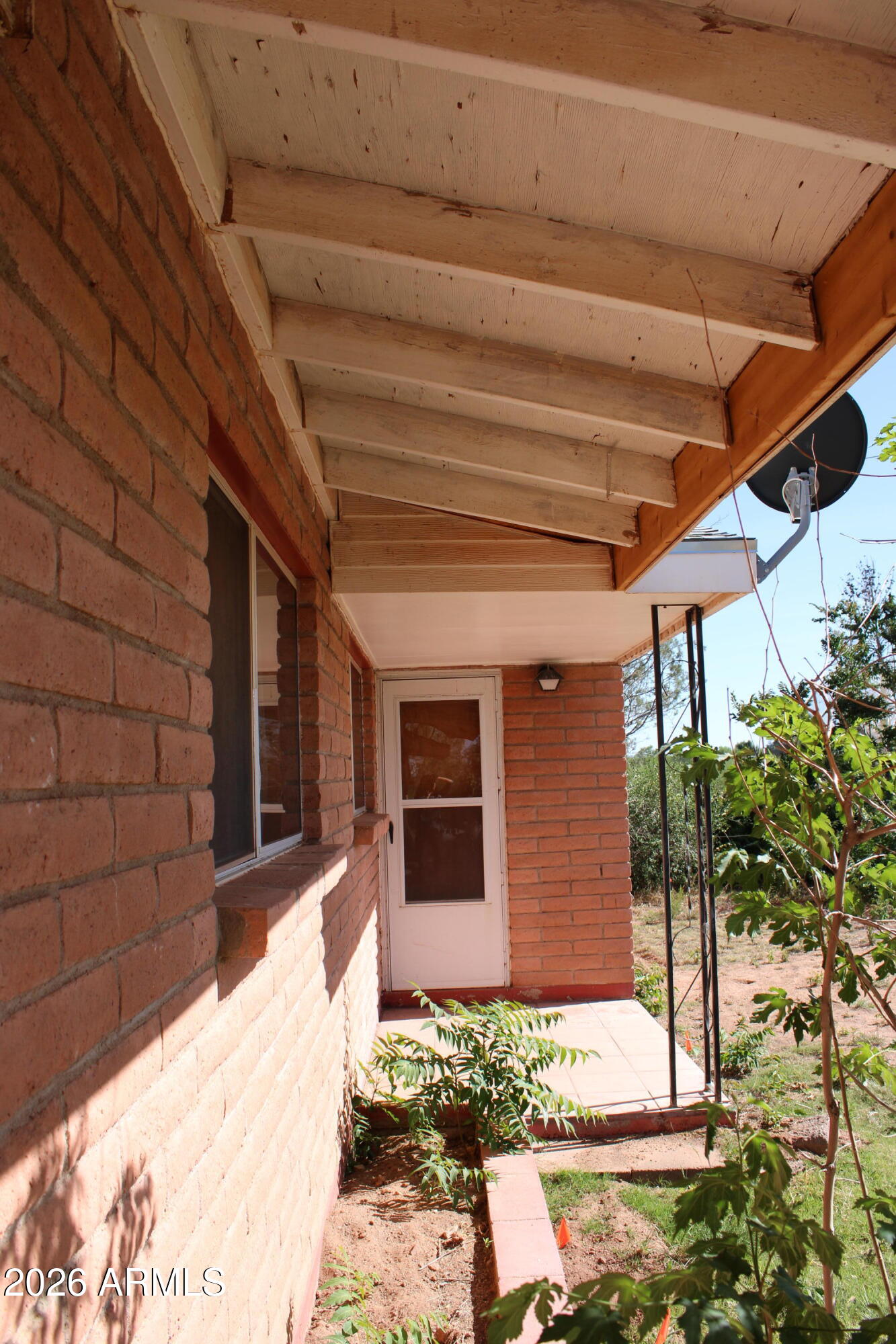 S2n2nene Sec 12 23 25 10.00Ac - Residential