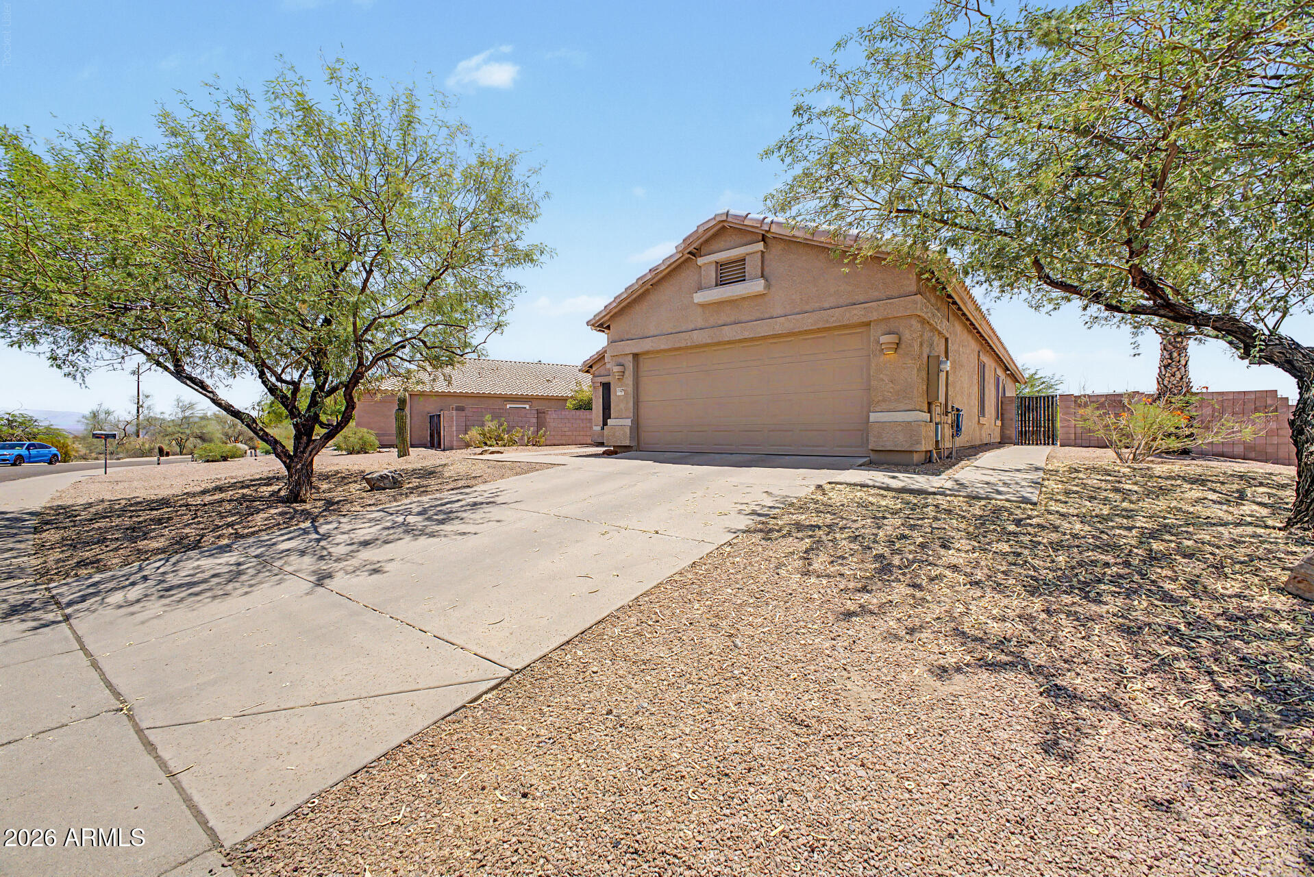 SUNRISE POINT - Residential