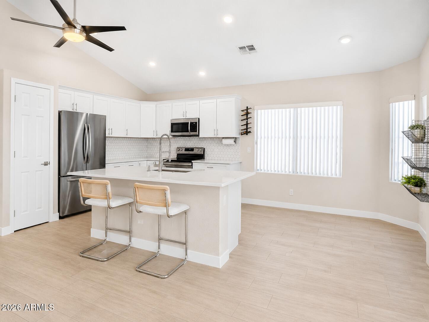 SUNRISE POINT - Residential