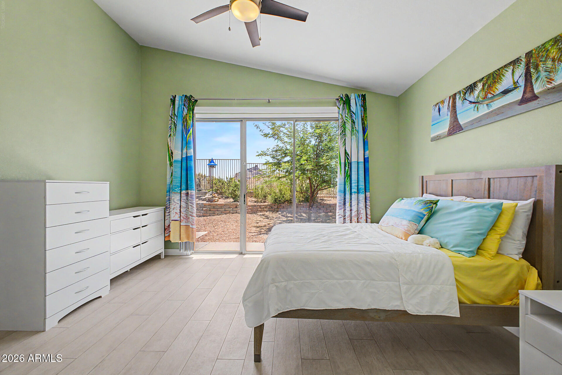 SUNRISE POINT - Residential