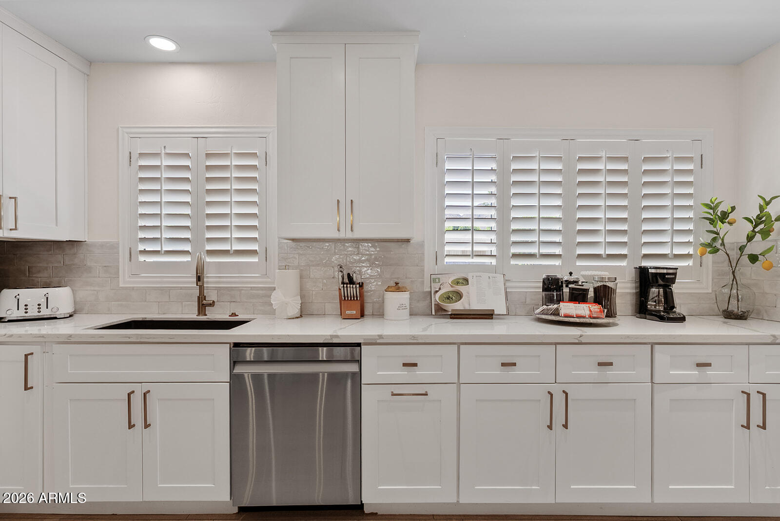 RANCHO VISTA - Residential