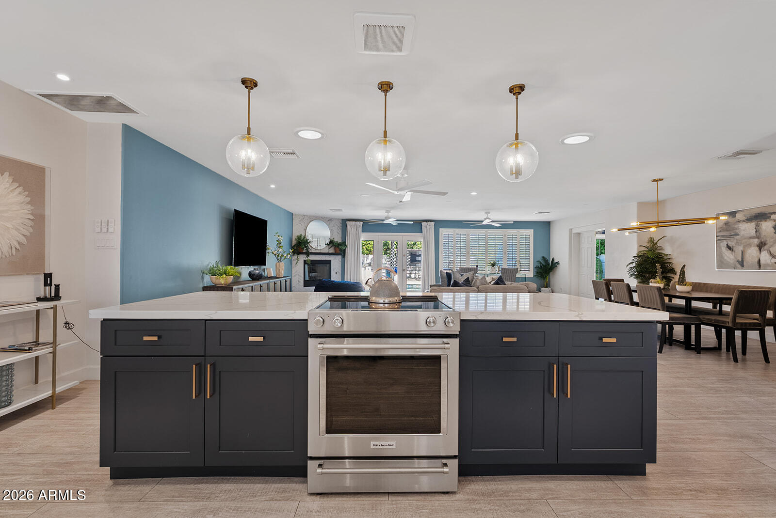 RANCHO VISTA - Residential