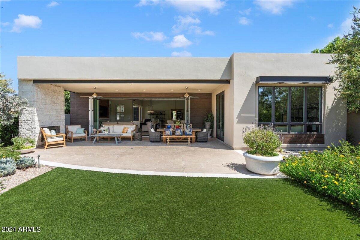 VILLAS AT MOUNTAIN SHADOWS 2 AMD - Residential