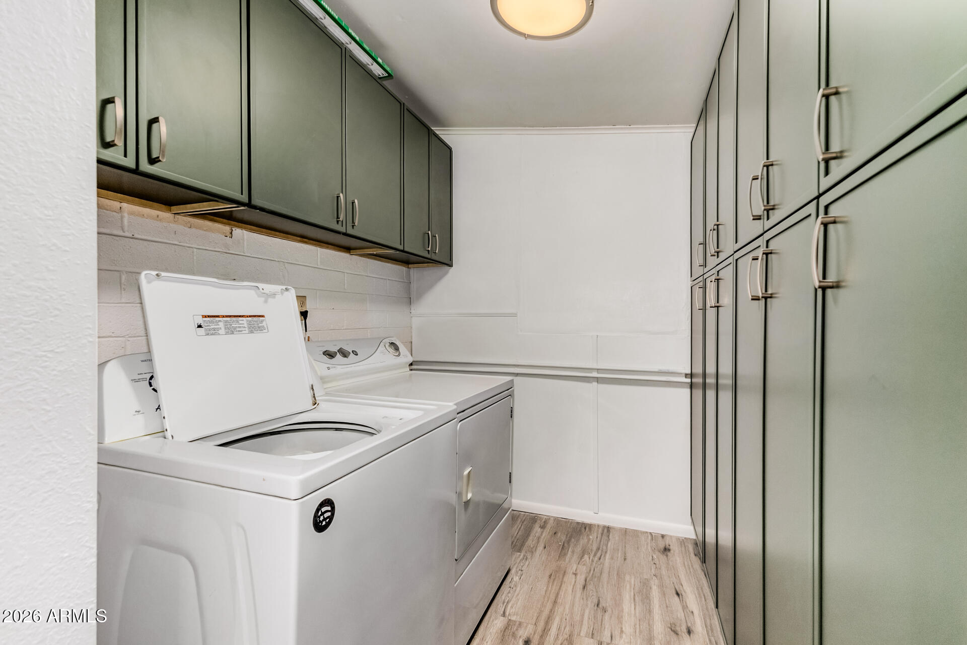 APACHE VILLA TWO - Residential