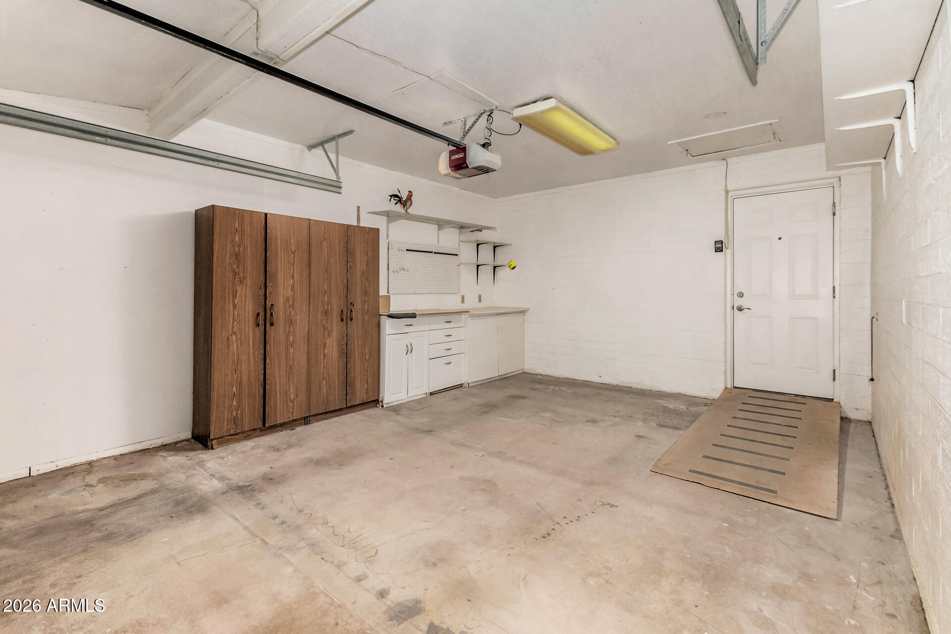 APACHE VILLA TWO - Residential