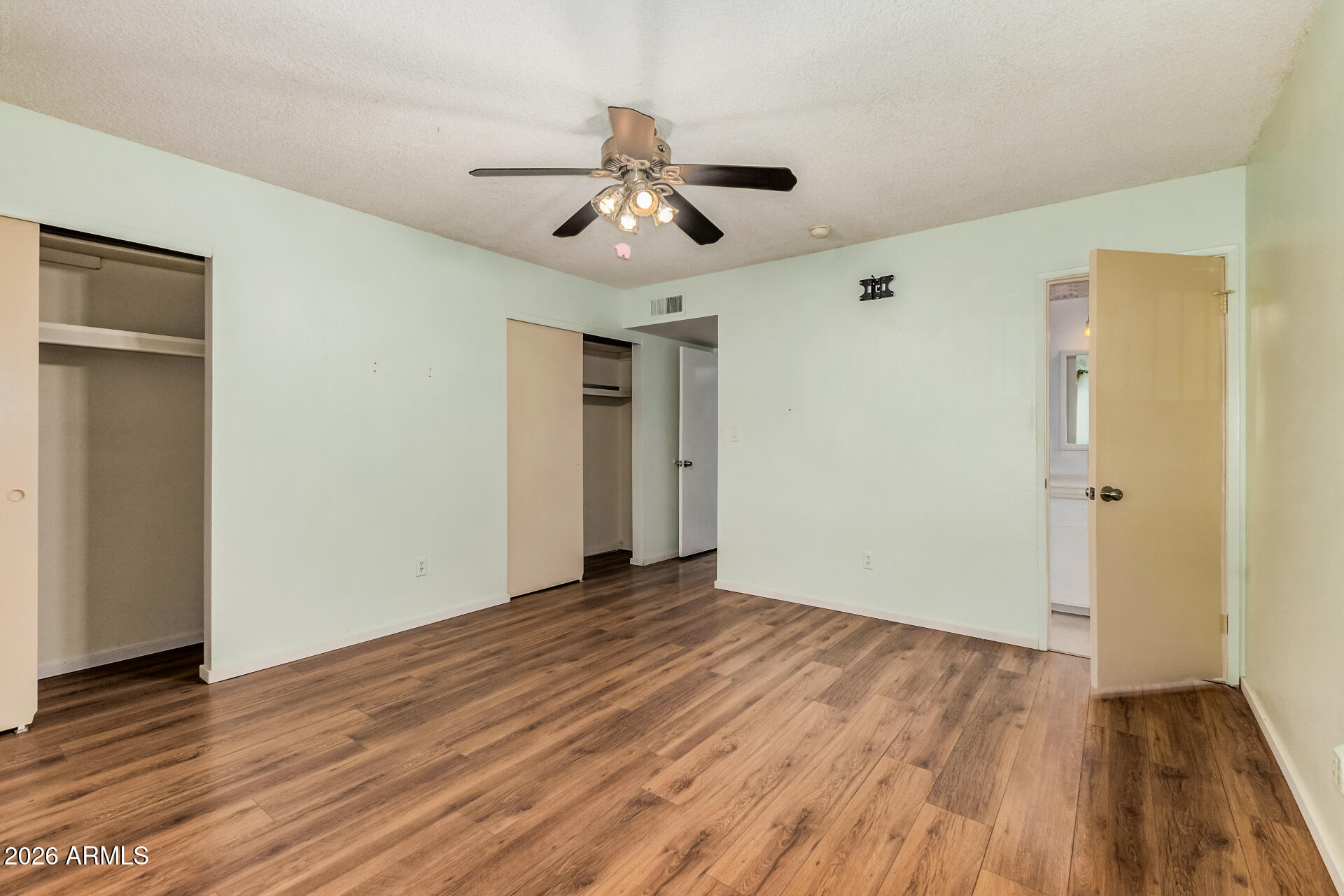 APACHE VILLA TWO - Residential