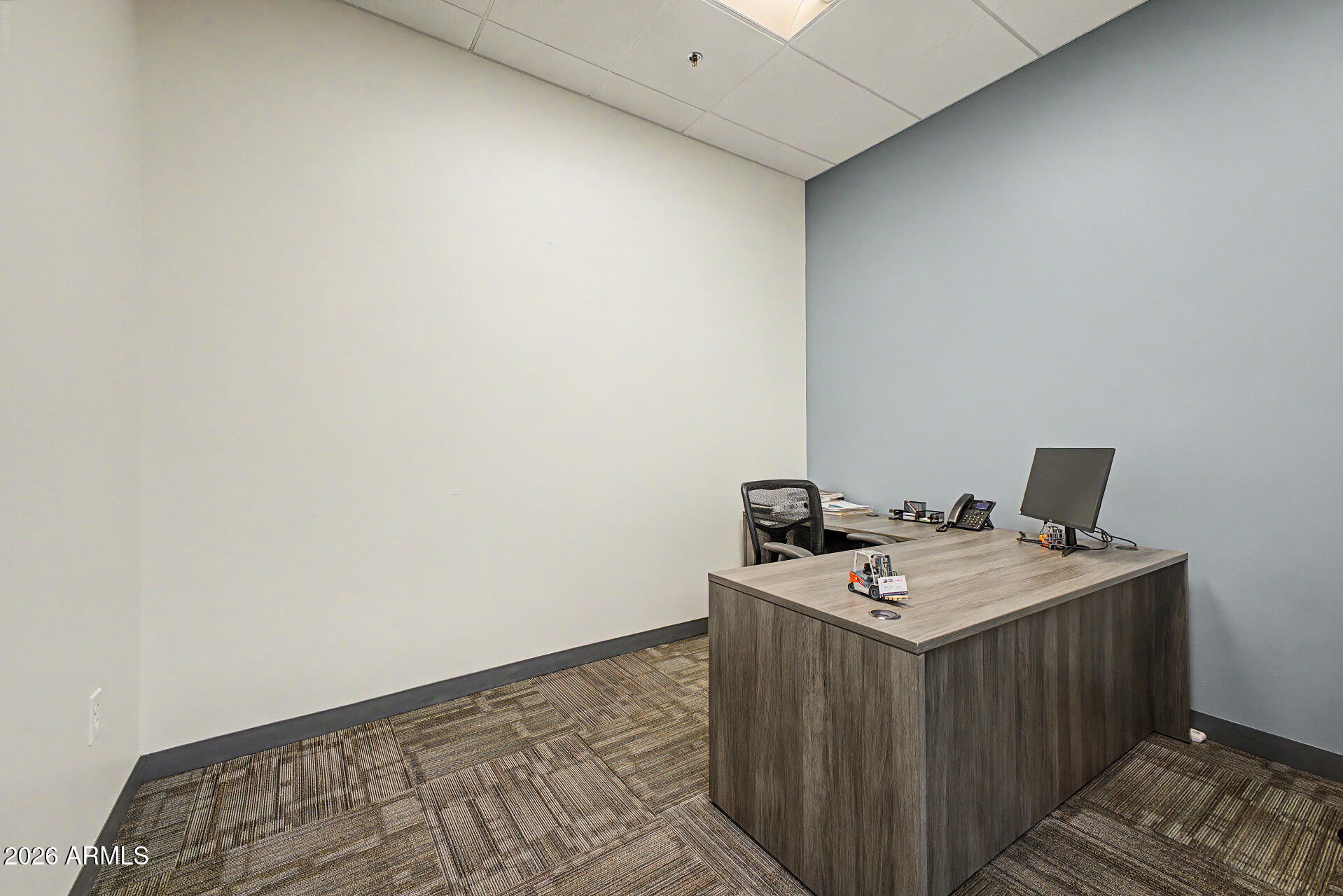 PAPAGO INDUSTRIAL DISTRICT - Commercial Lease