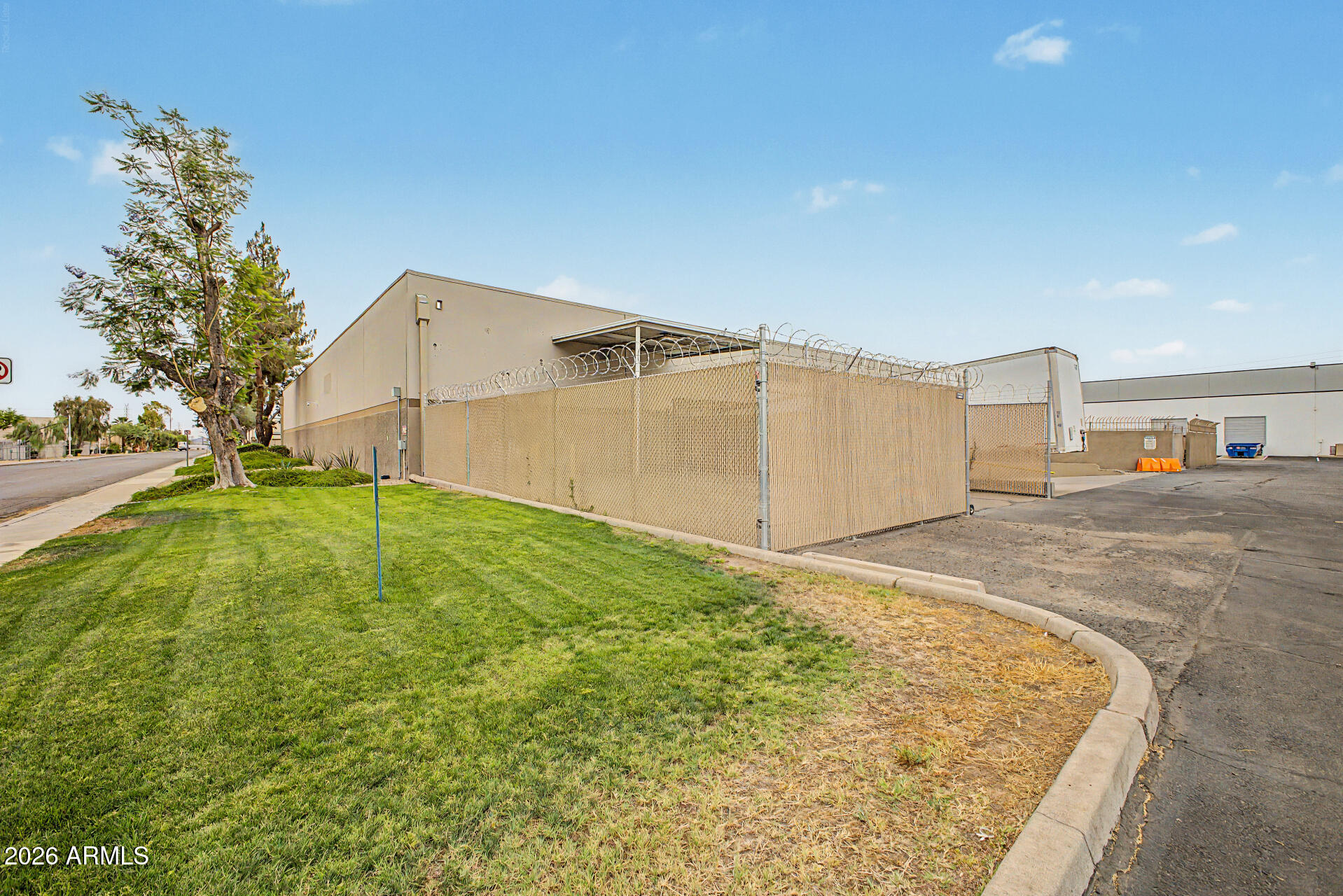 PAPAGO INDUSTRIAL DISTRICT - Commercial Lease