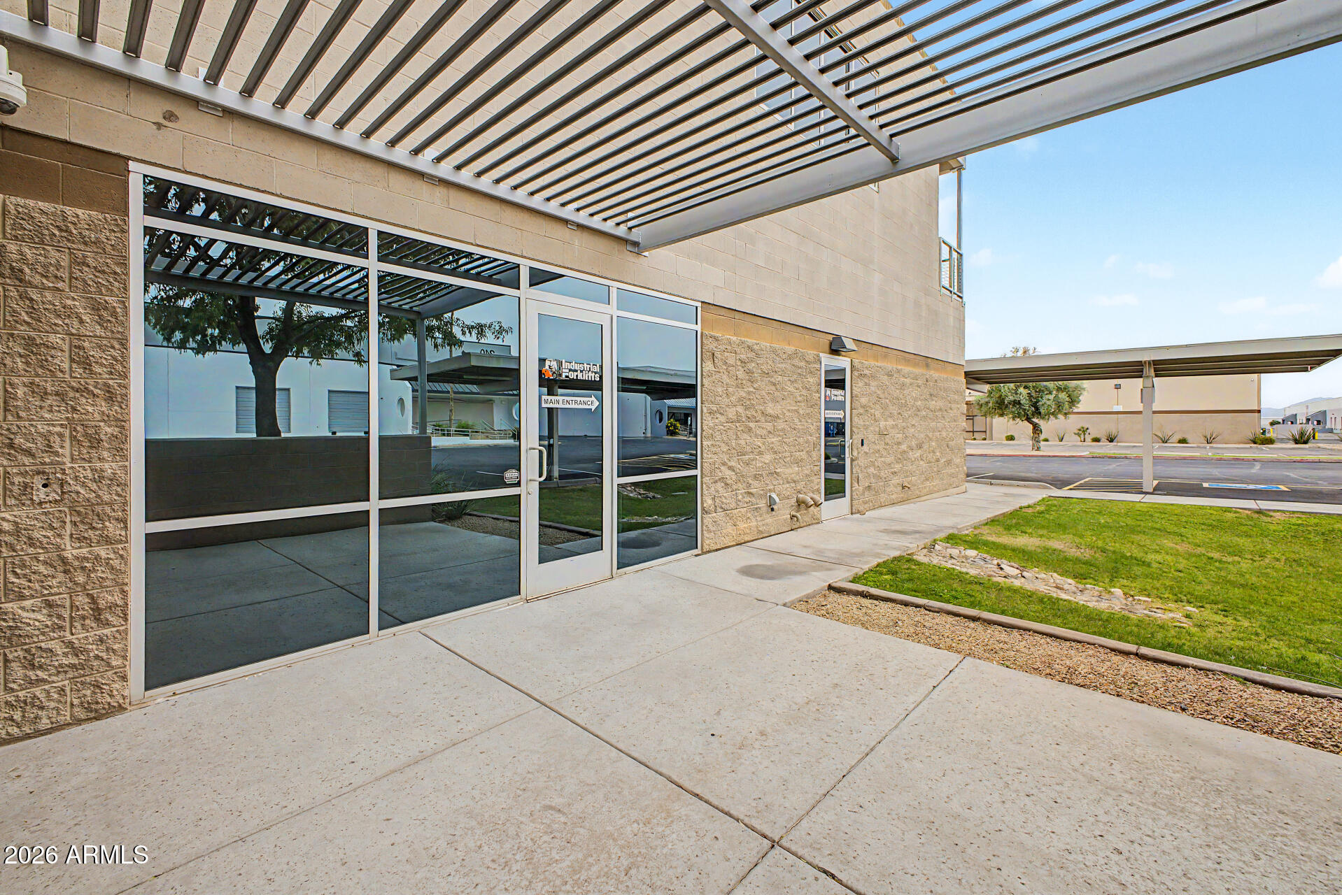 PAPAGO INDUSTRIAL DISTRICT - Commercial Lease