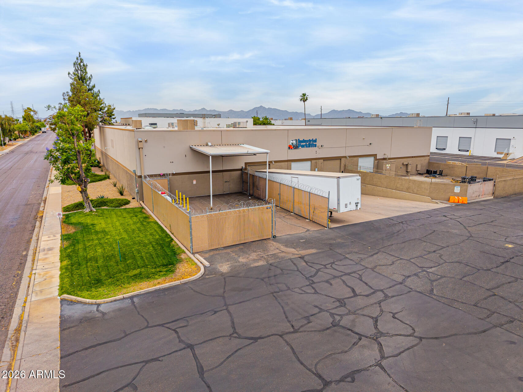 PAPAGO INDUSTRIAL DISTRICT - Commercial Lease