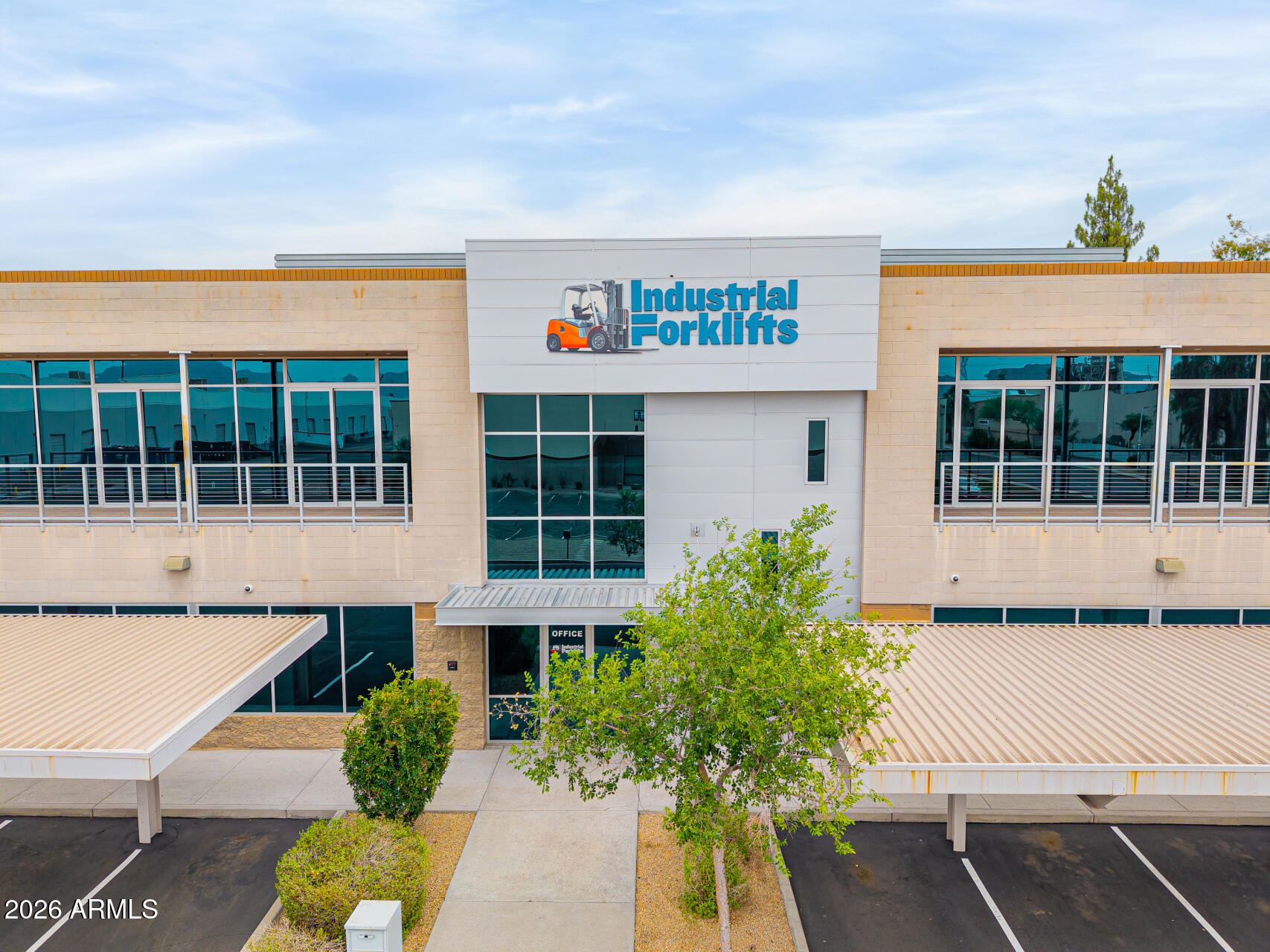 PAPAGO INDUSTRIAL DISTRICT - Commercial Lease