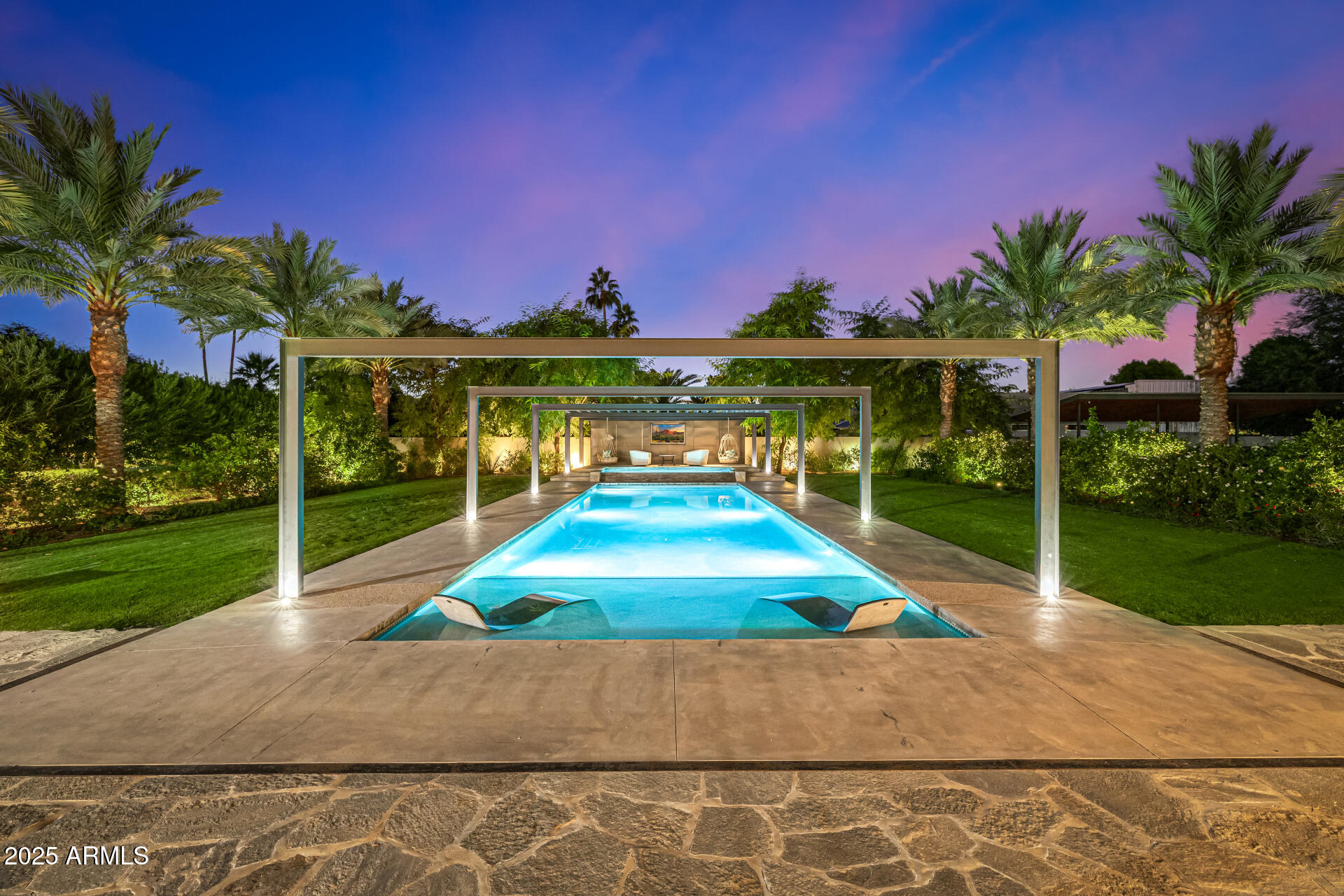 PARADISE VALLEY FARMS - Residential