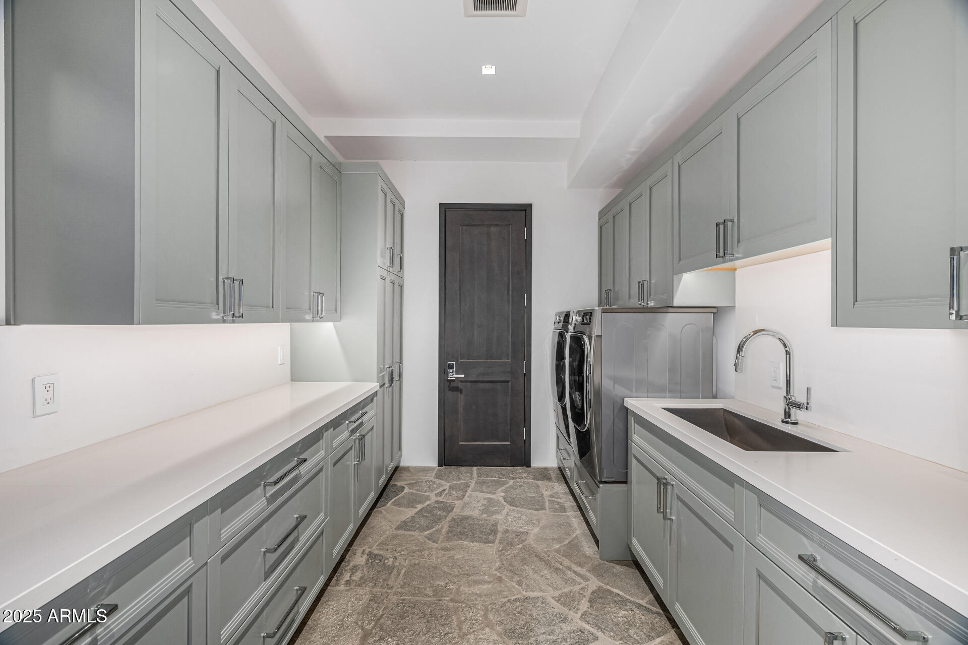 PARADISE VALLEY FARMS - Residential