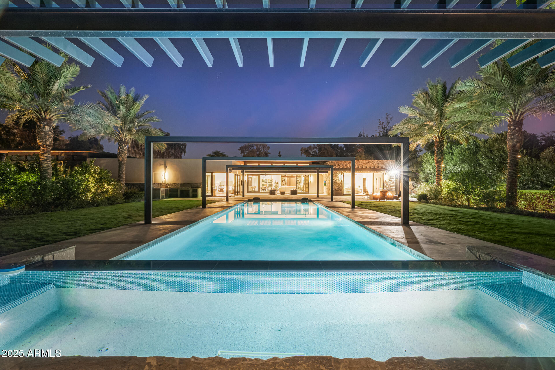 PARADISE VALLEY FARMS - Residential