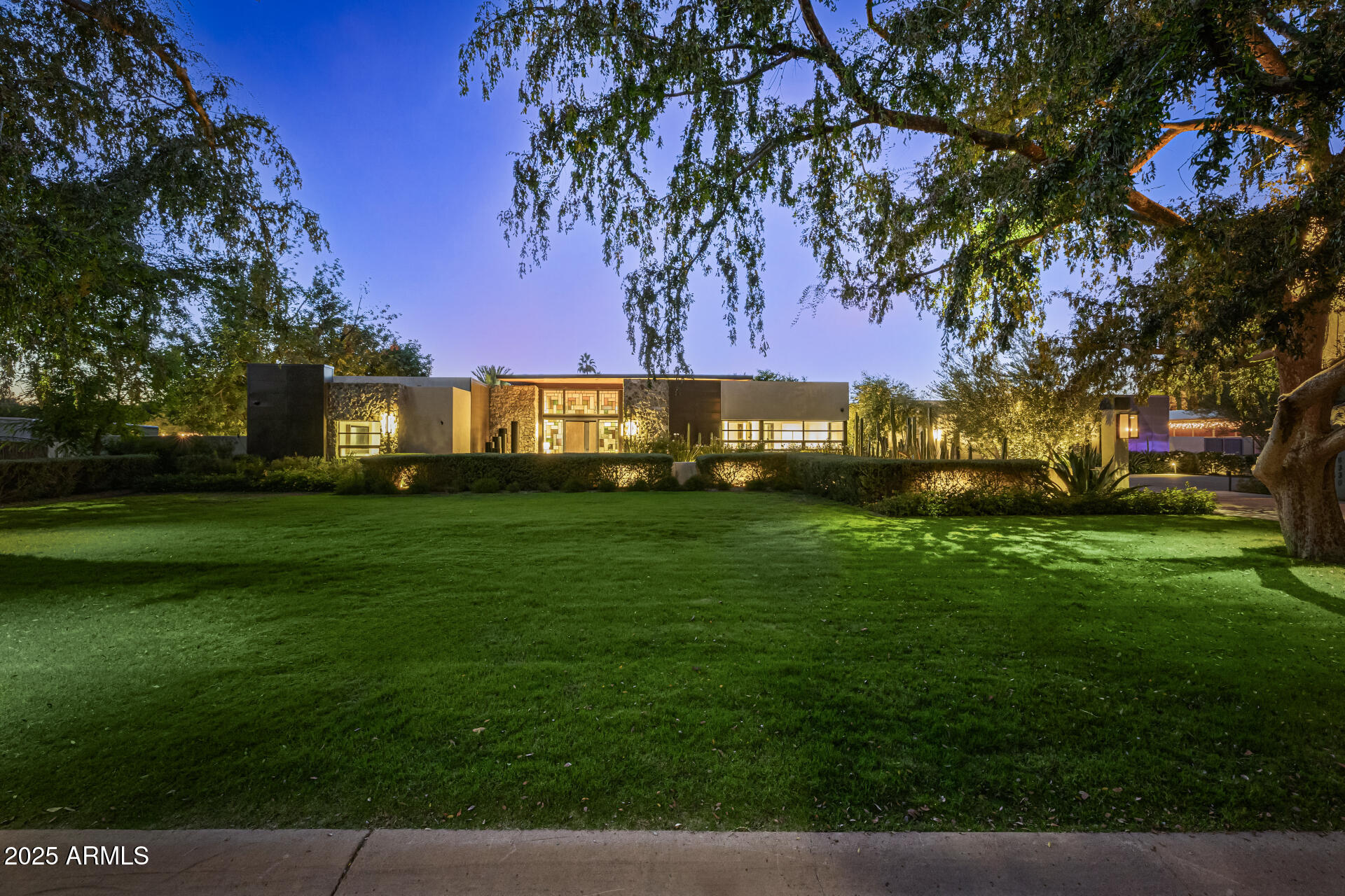 PARADISE VALLEY FARMS - Residential
